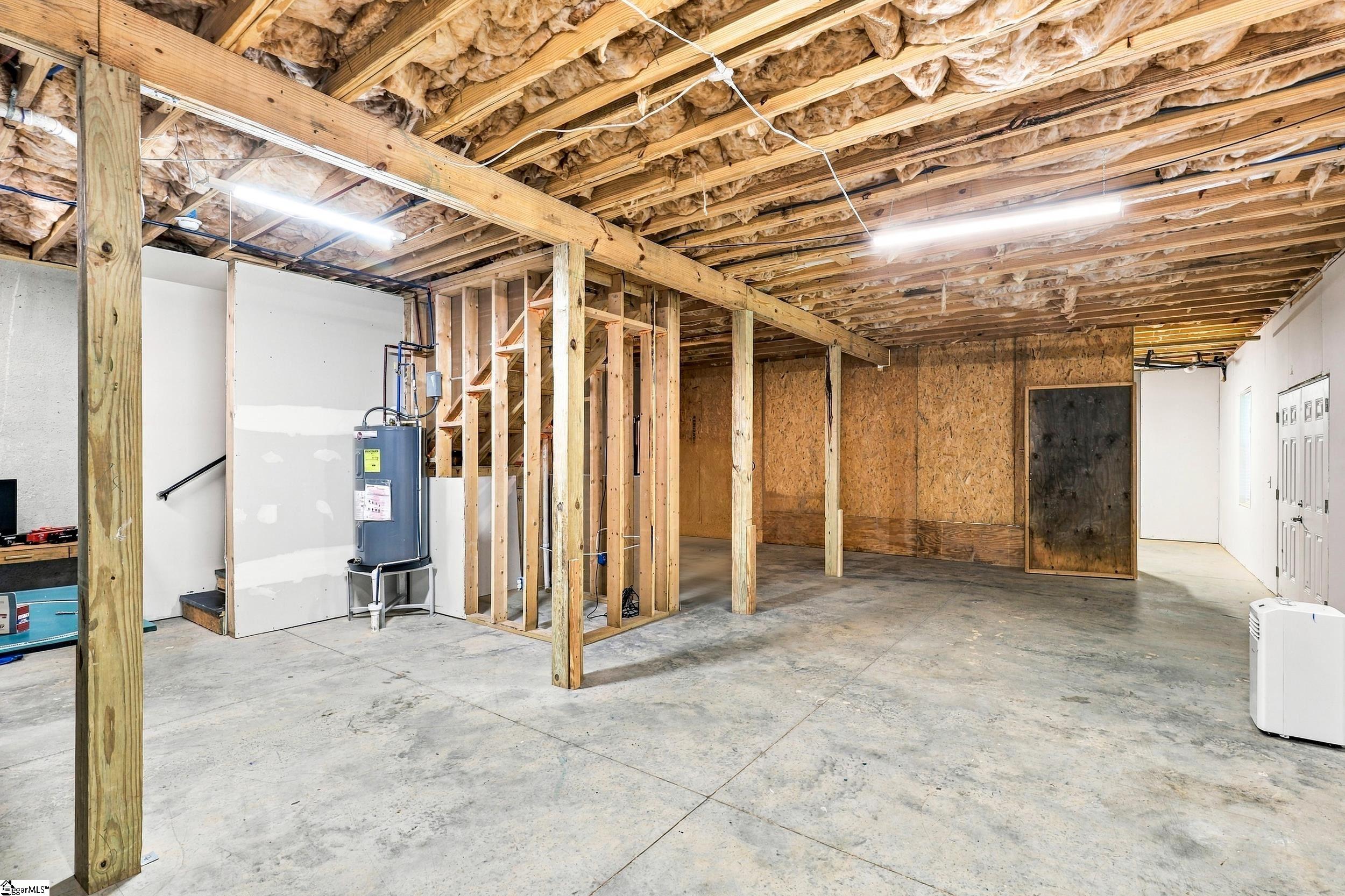105 Forestville Road Property Photo 28