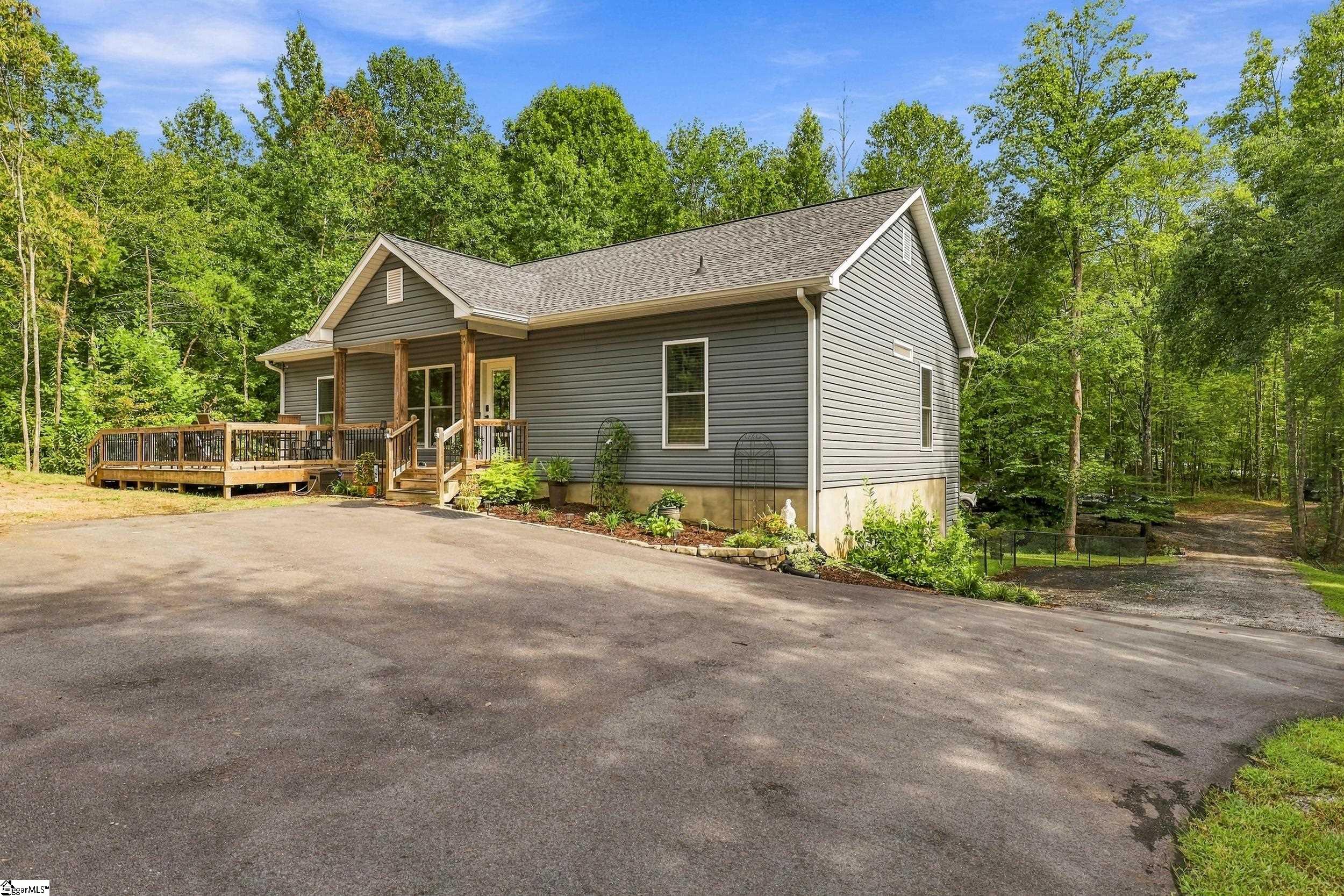 105 Forestville Road Property Photo 32