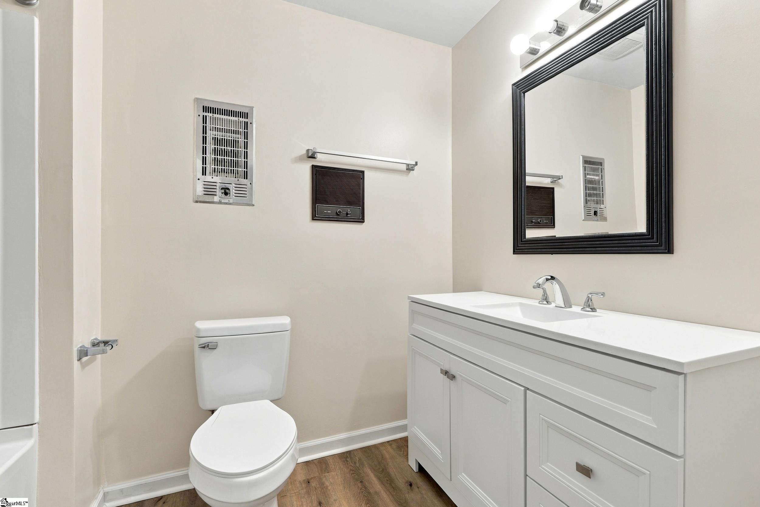 101 Hunters Woods Drive Property Photo 15