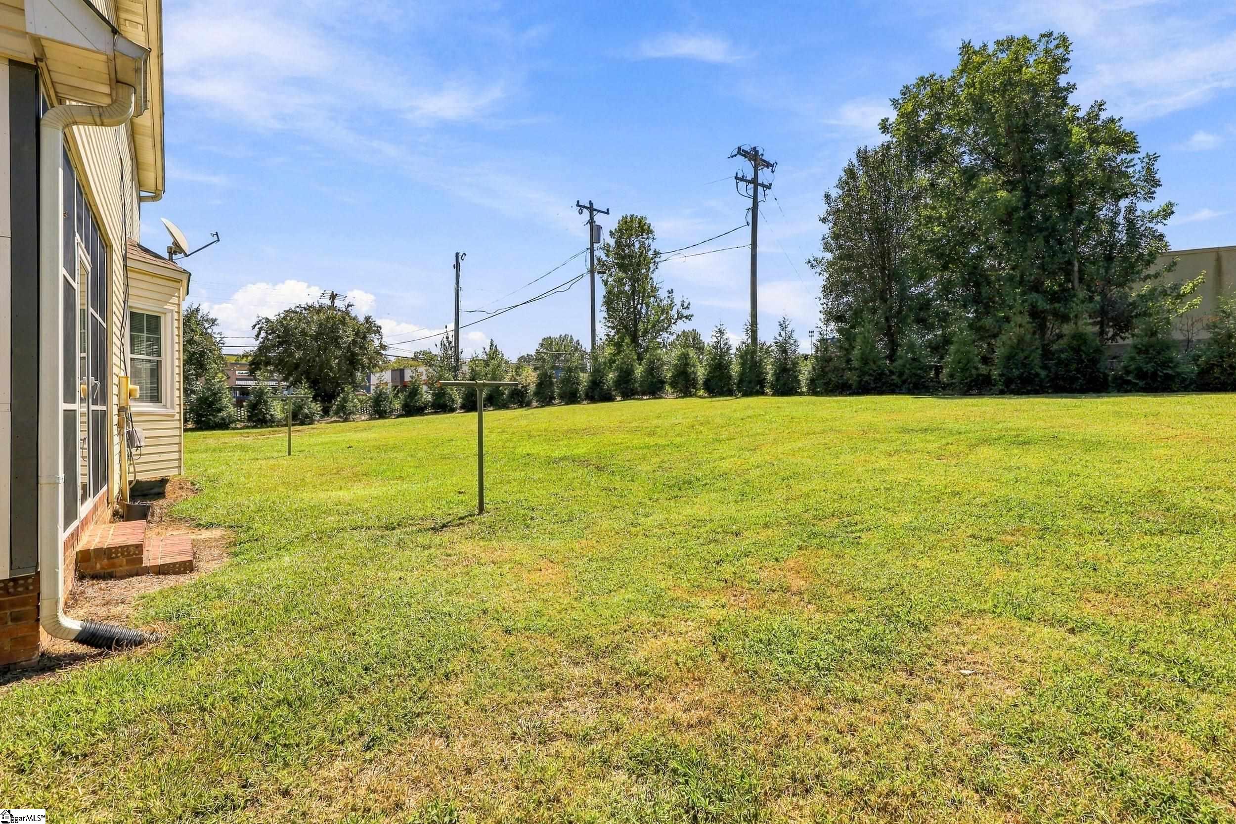 101 Hunters Woods Drive Property Photo 17