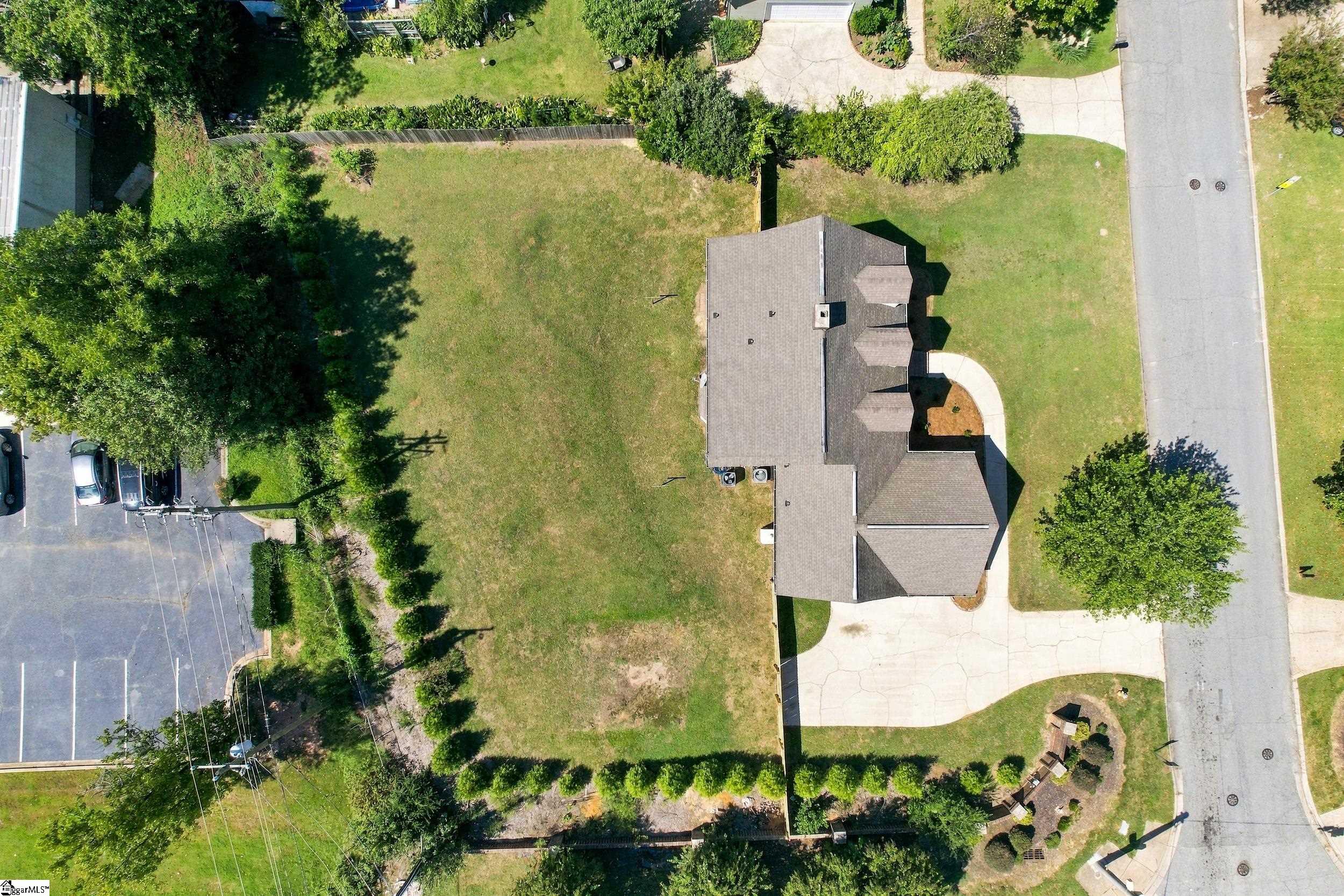 101 Hunters Woods Drive Property Photo 22