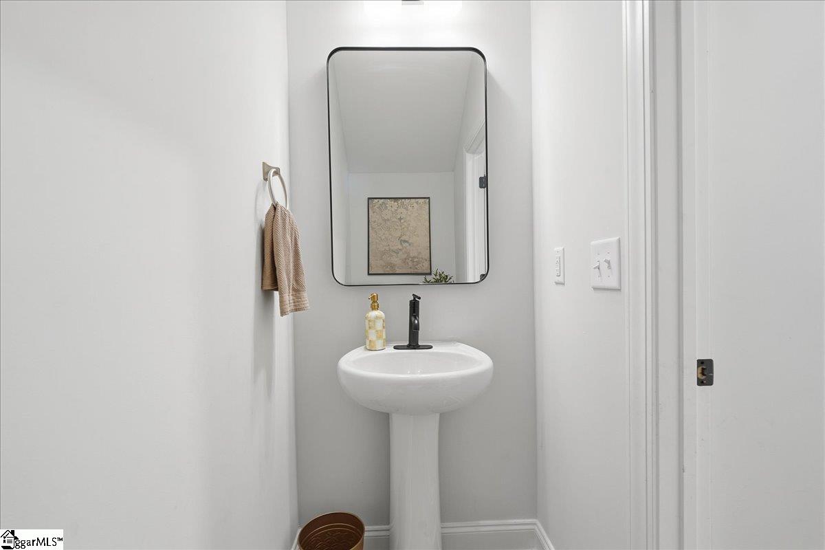 107 Humbolt Drive Property Photo 9
