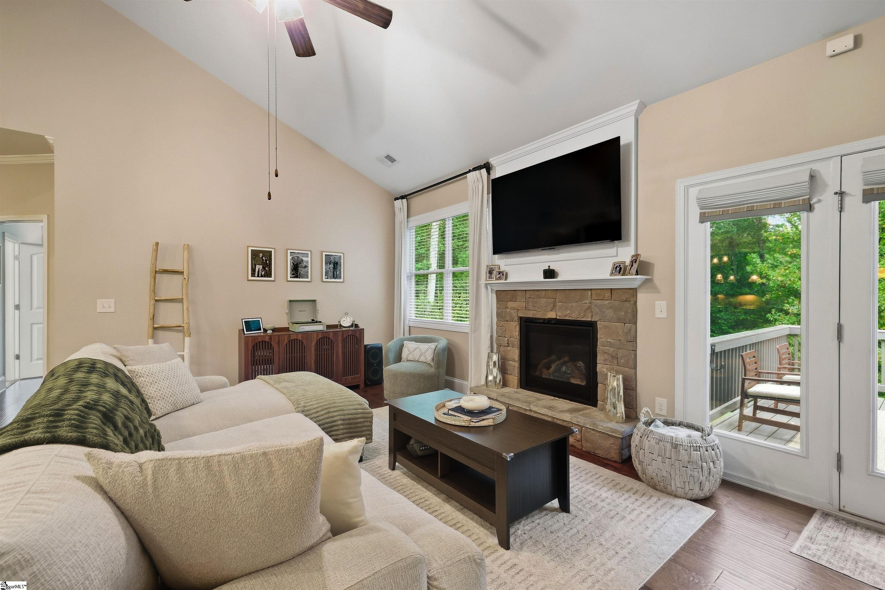 128 Waltzing Vine Lane Property Photo 20