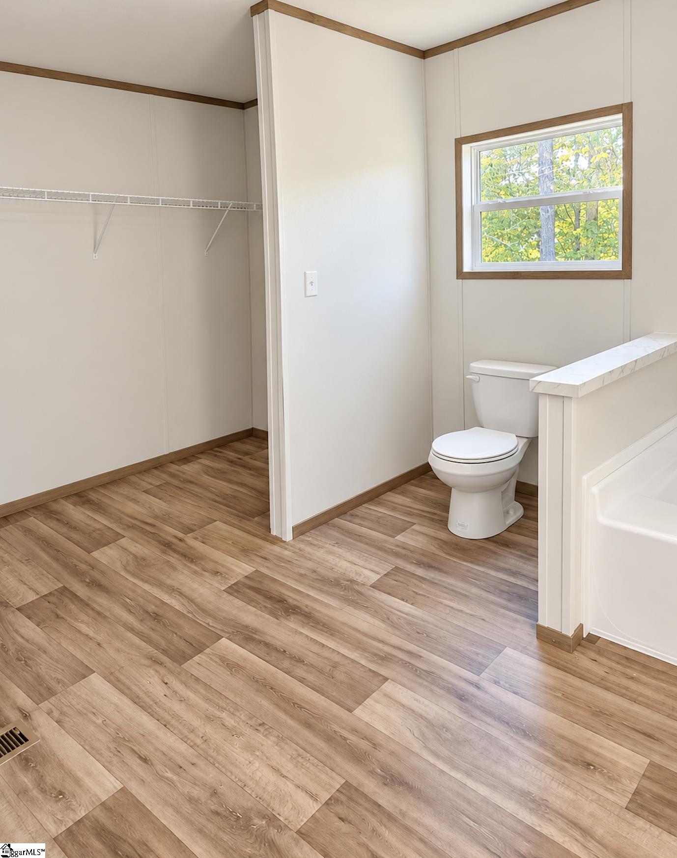 230 Lake Tree Road Property Photo 15