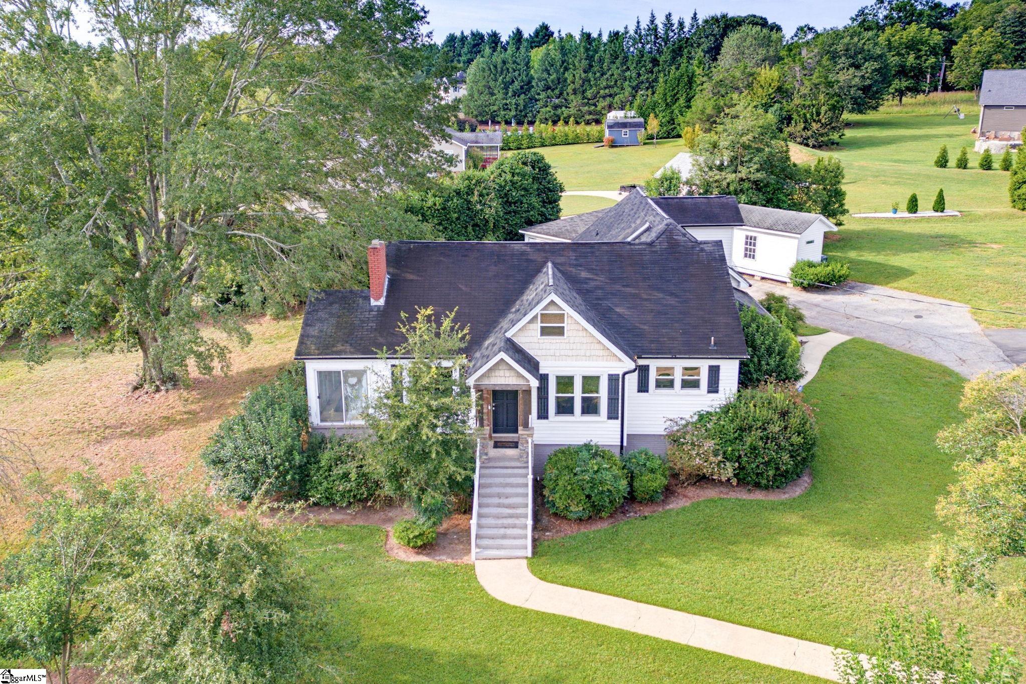 5301 Locust Hill Road Property Photo 1