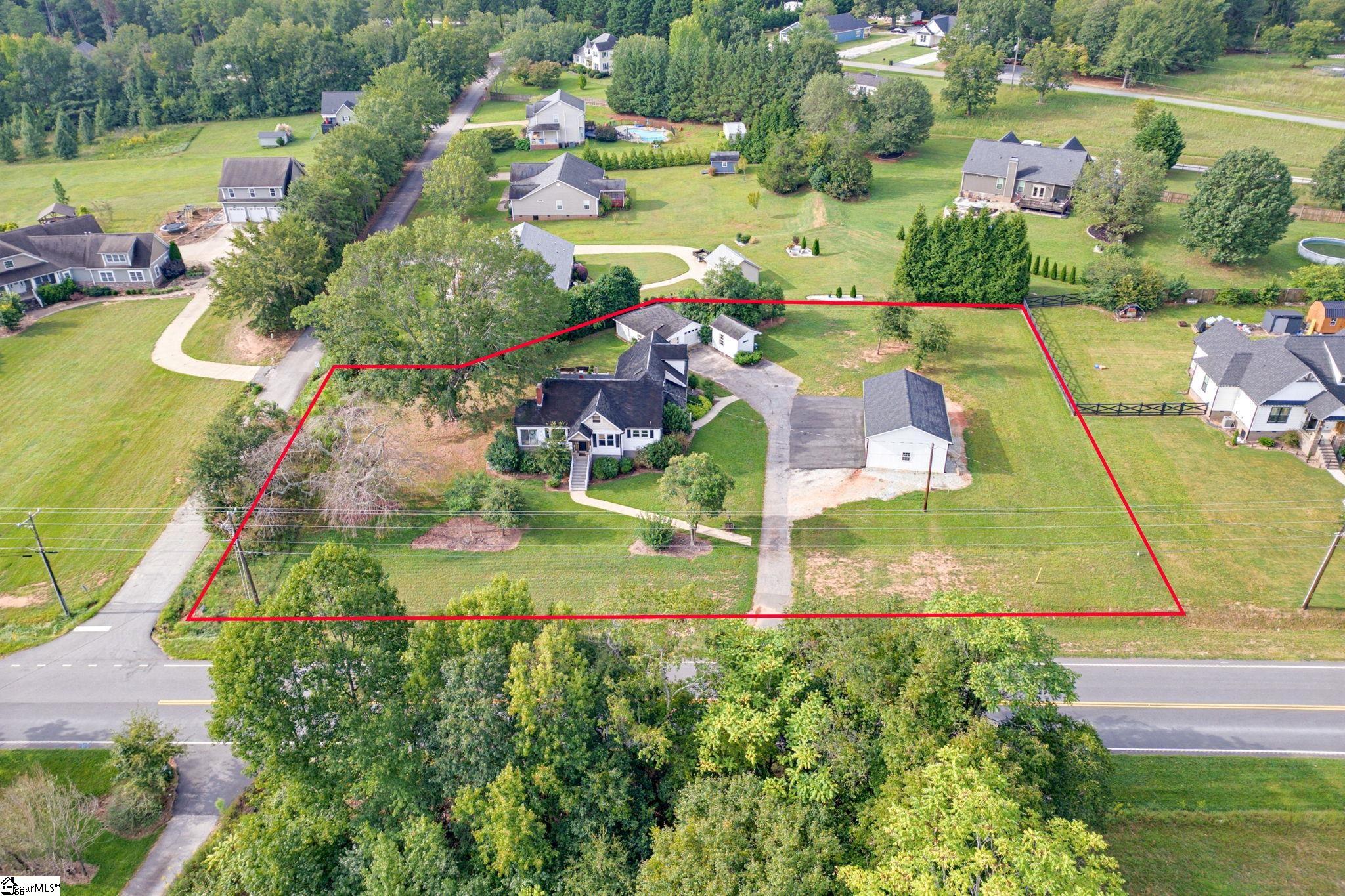 5301 Locust Hill Road Property Photo 3