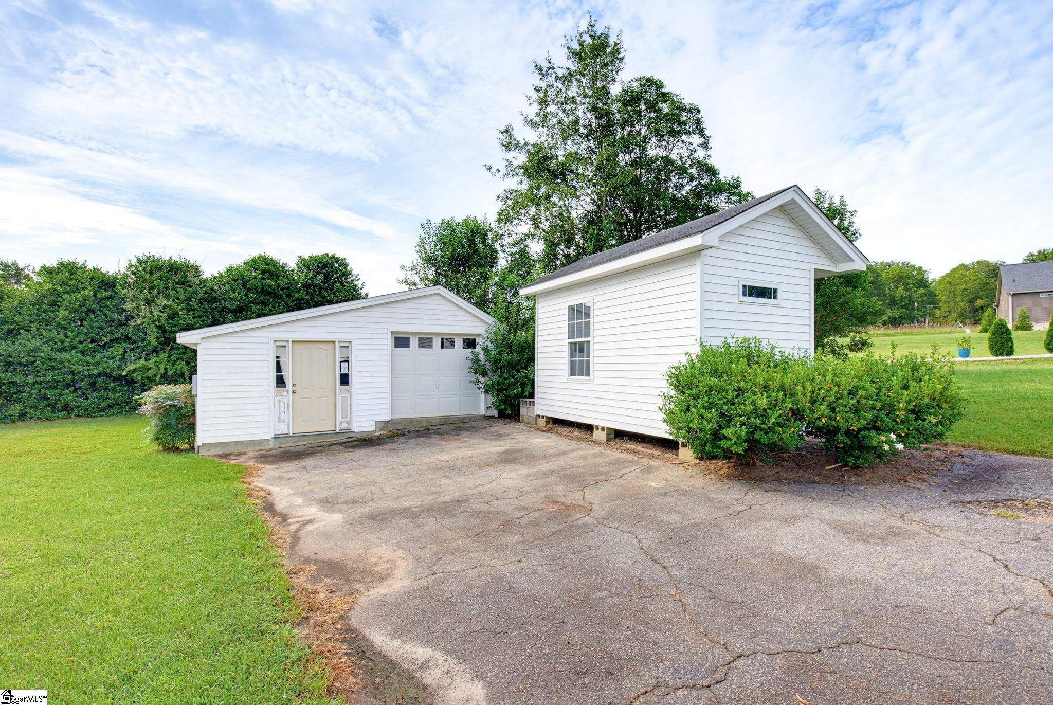 5301 Locust Hill Road Property Photo 29