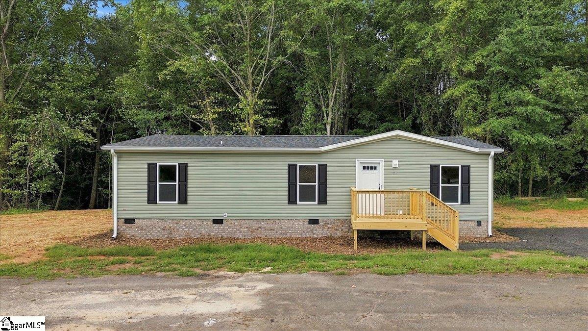 114 James Anthony Drive Property Photo 1