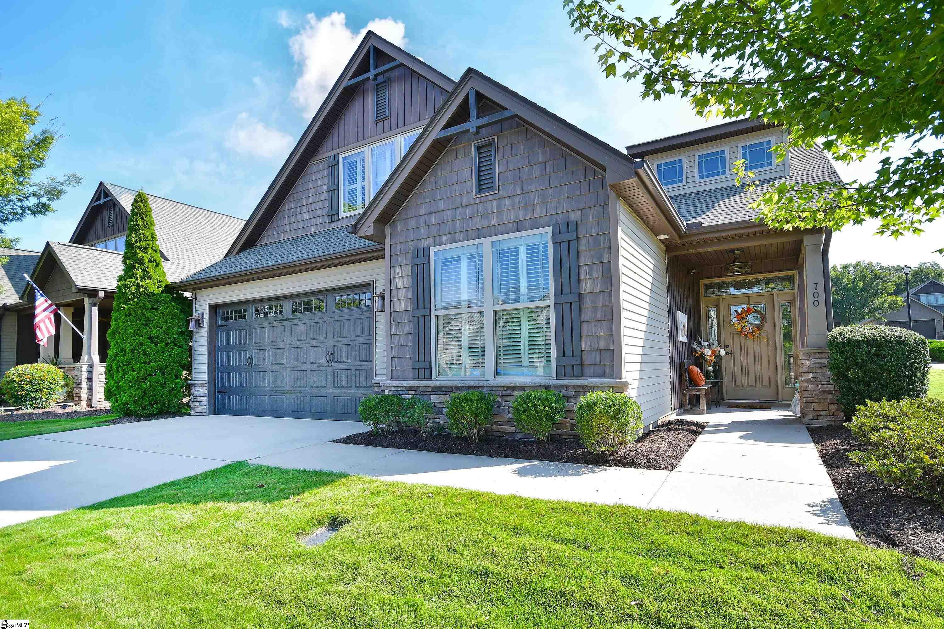 1604834 Property Photo 1