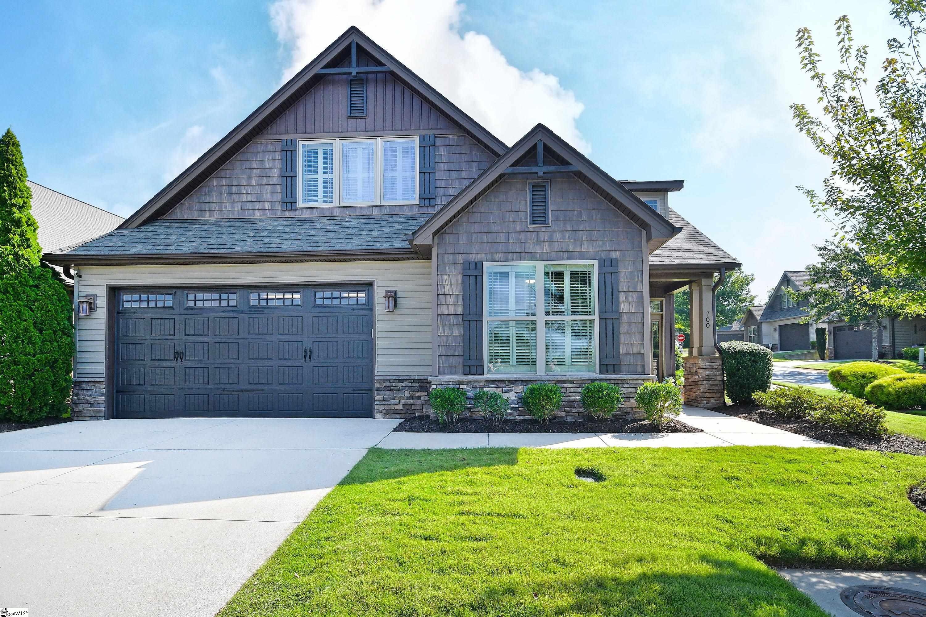 1604834 Property Photo 2