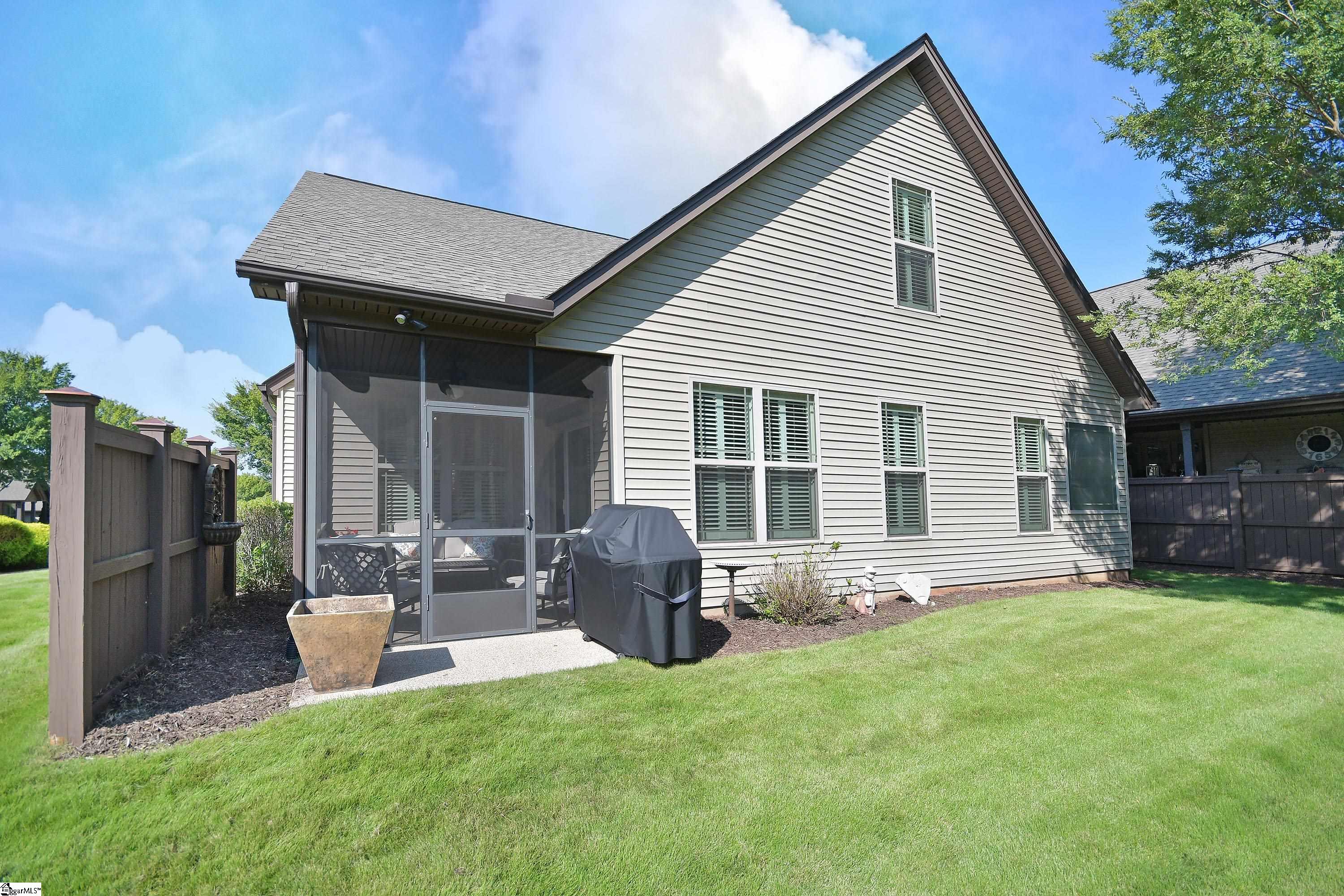 1604834 Property Photo 4