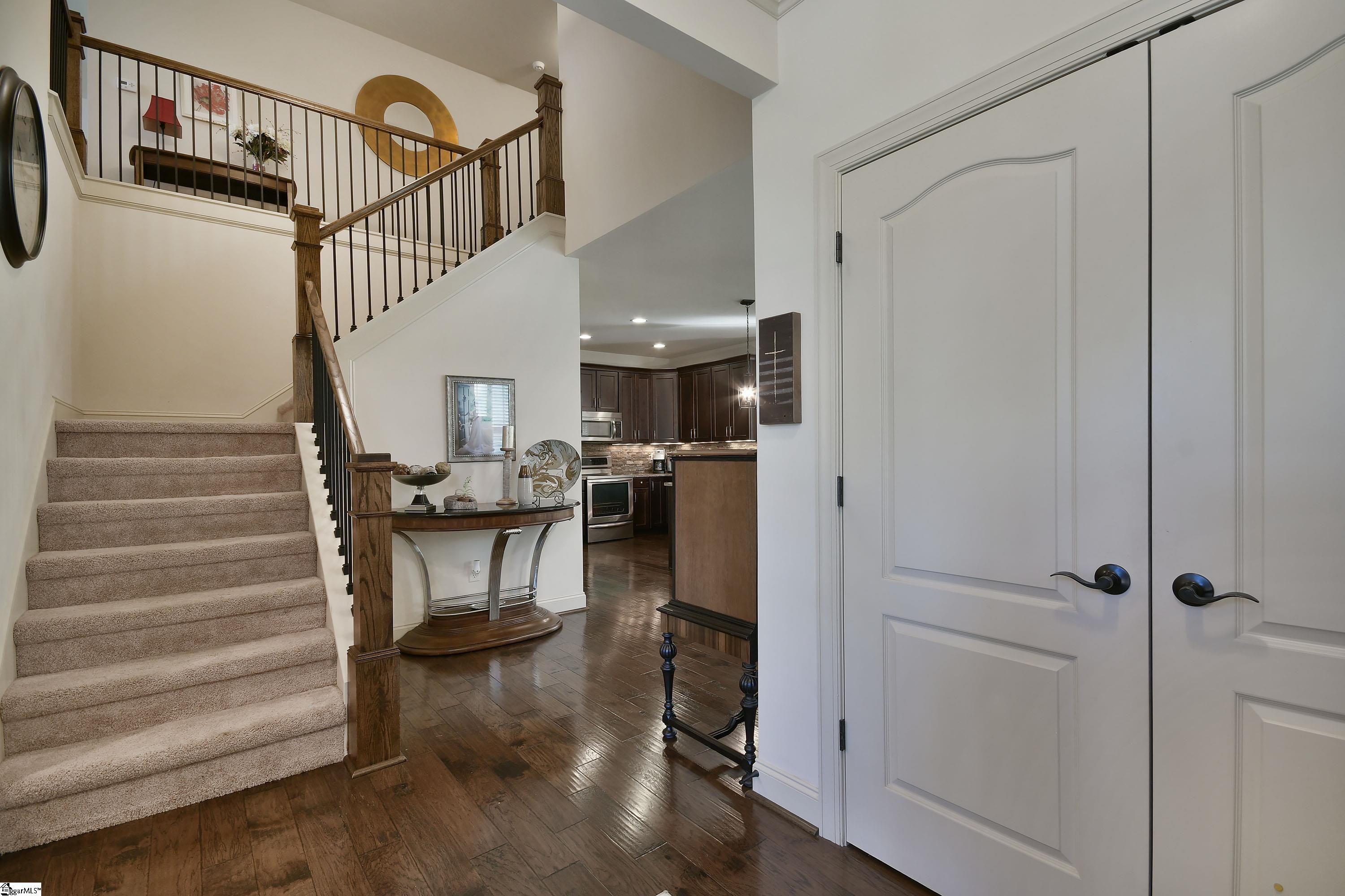 1604834 Property Photo 9