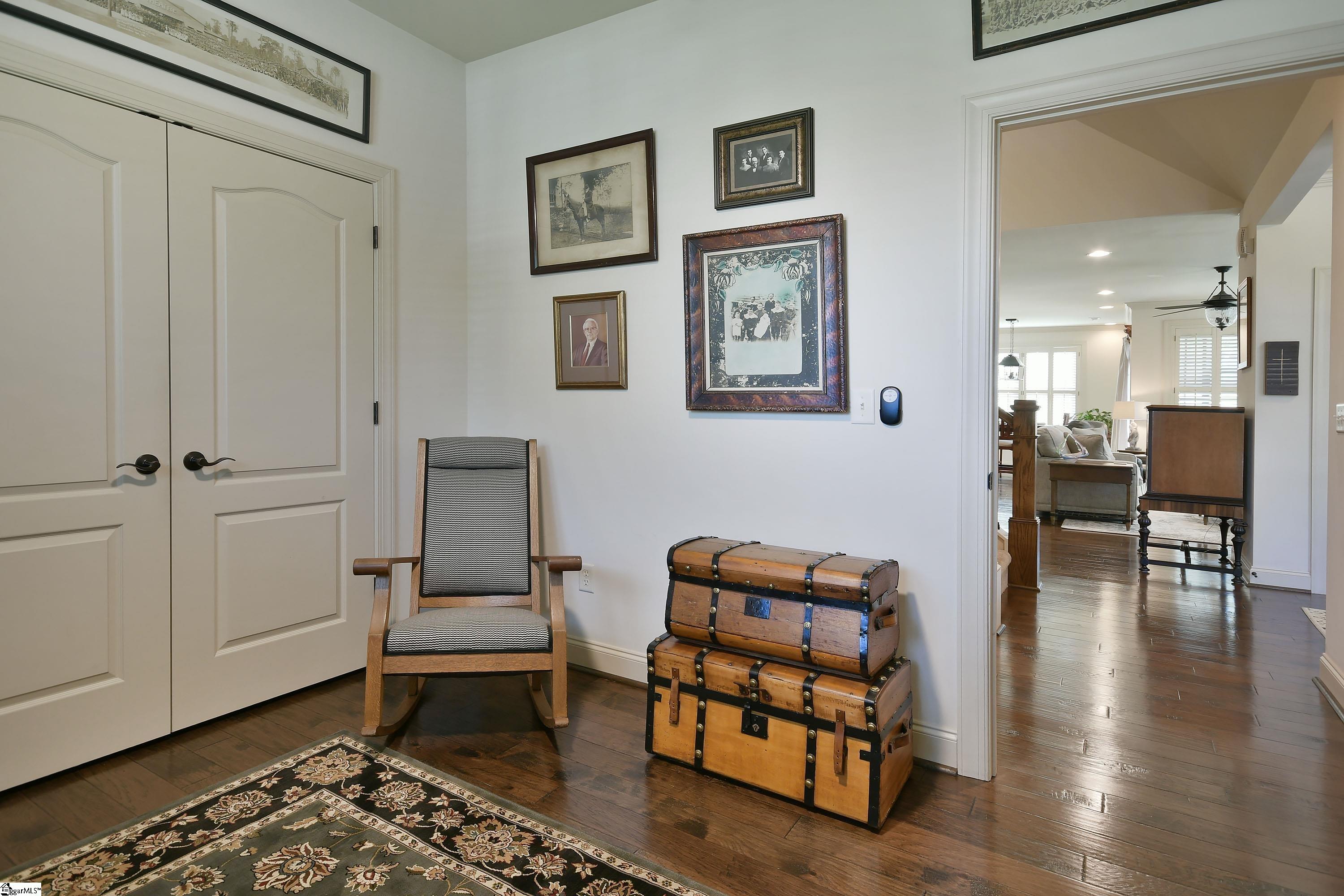 1604834 Property Photo 13