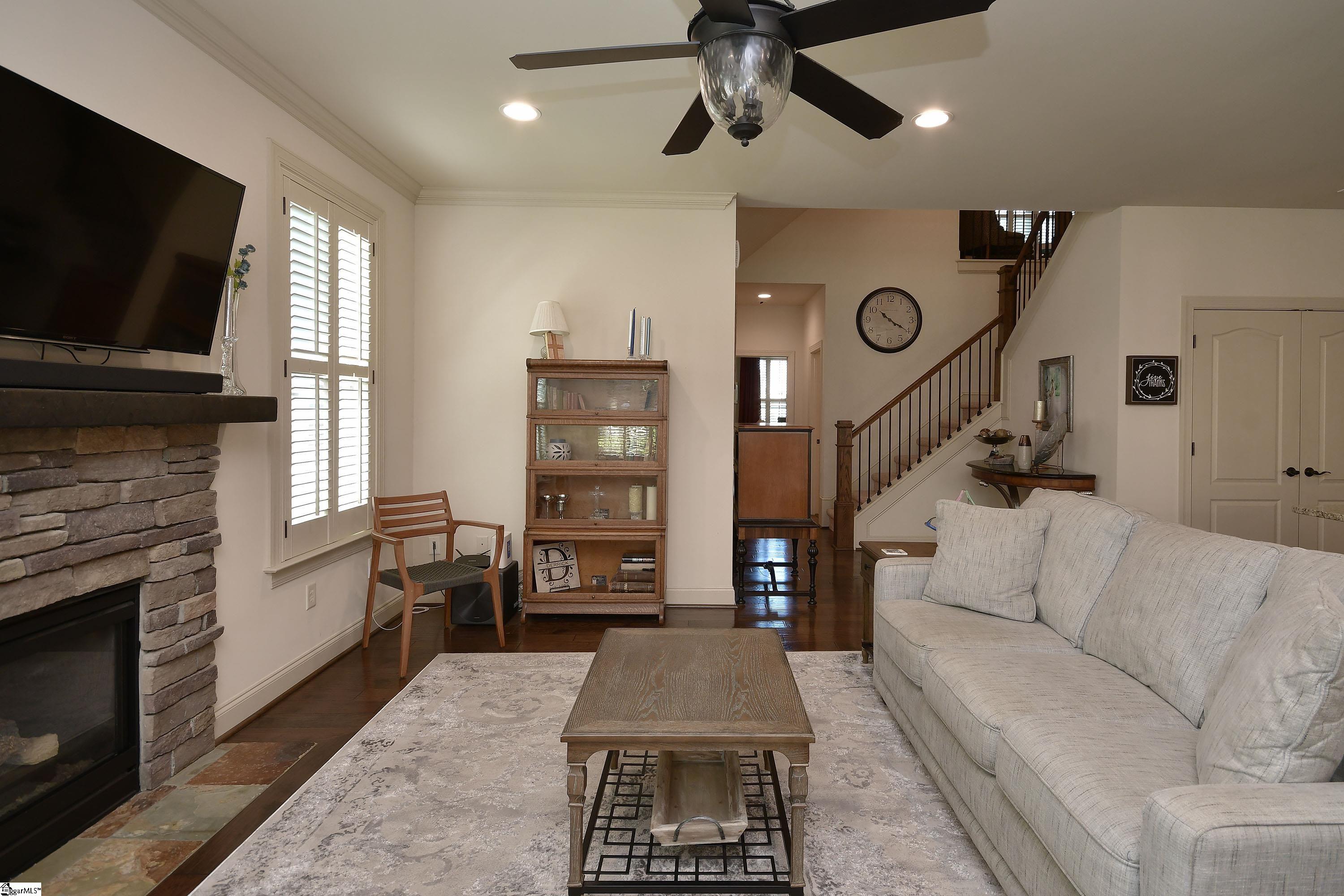1604834 Property Photo 17