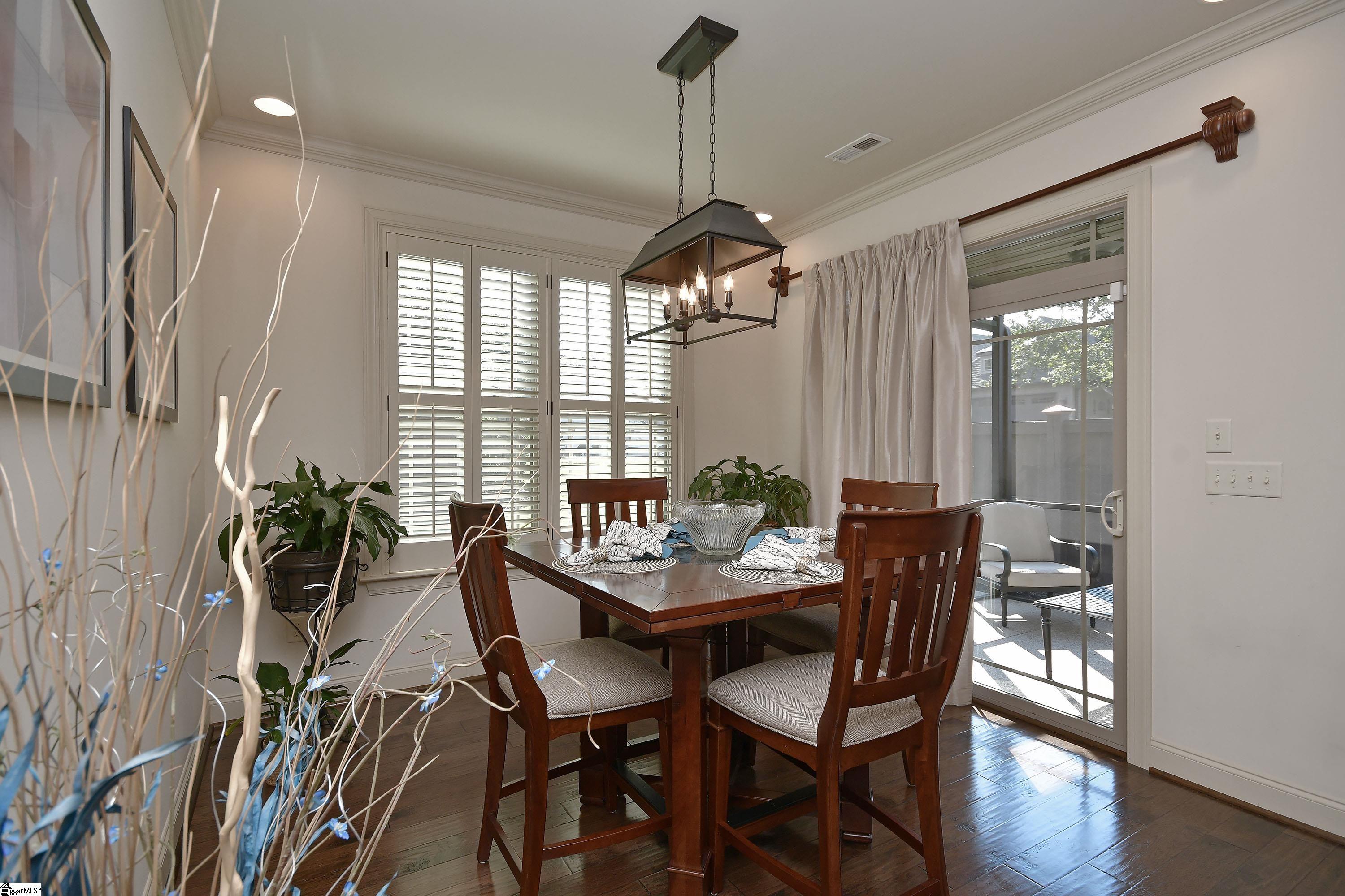 1604834 Property Photo 22