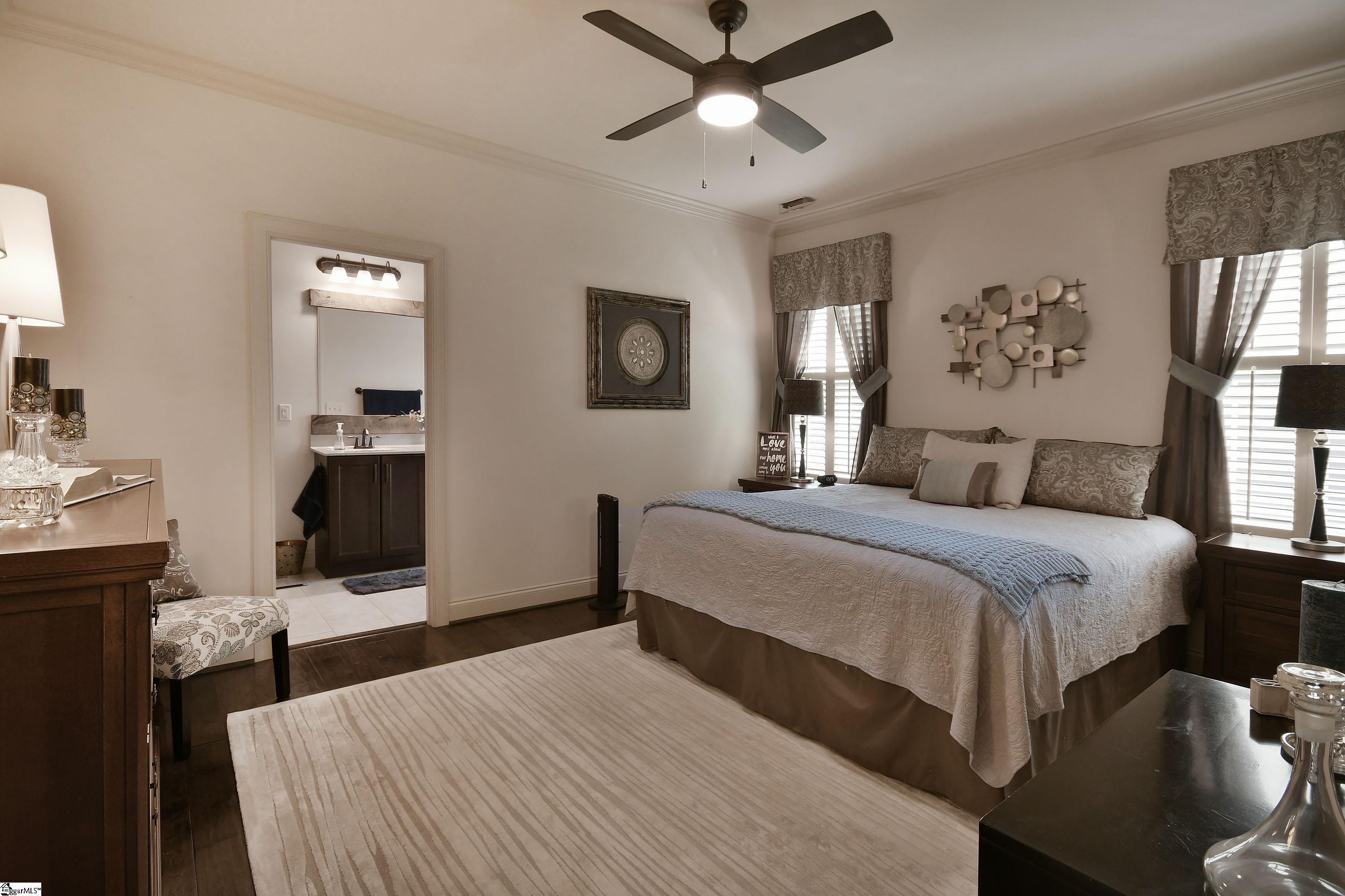 1604834 Property Photo 23
