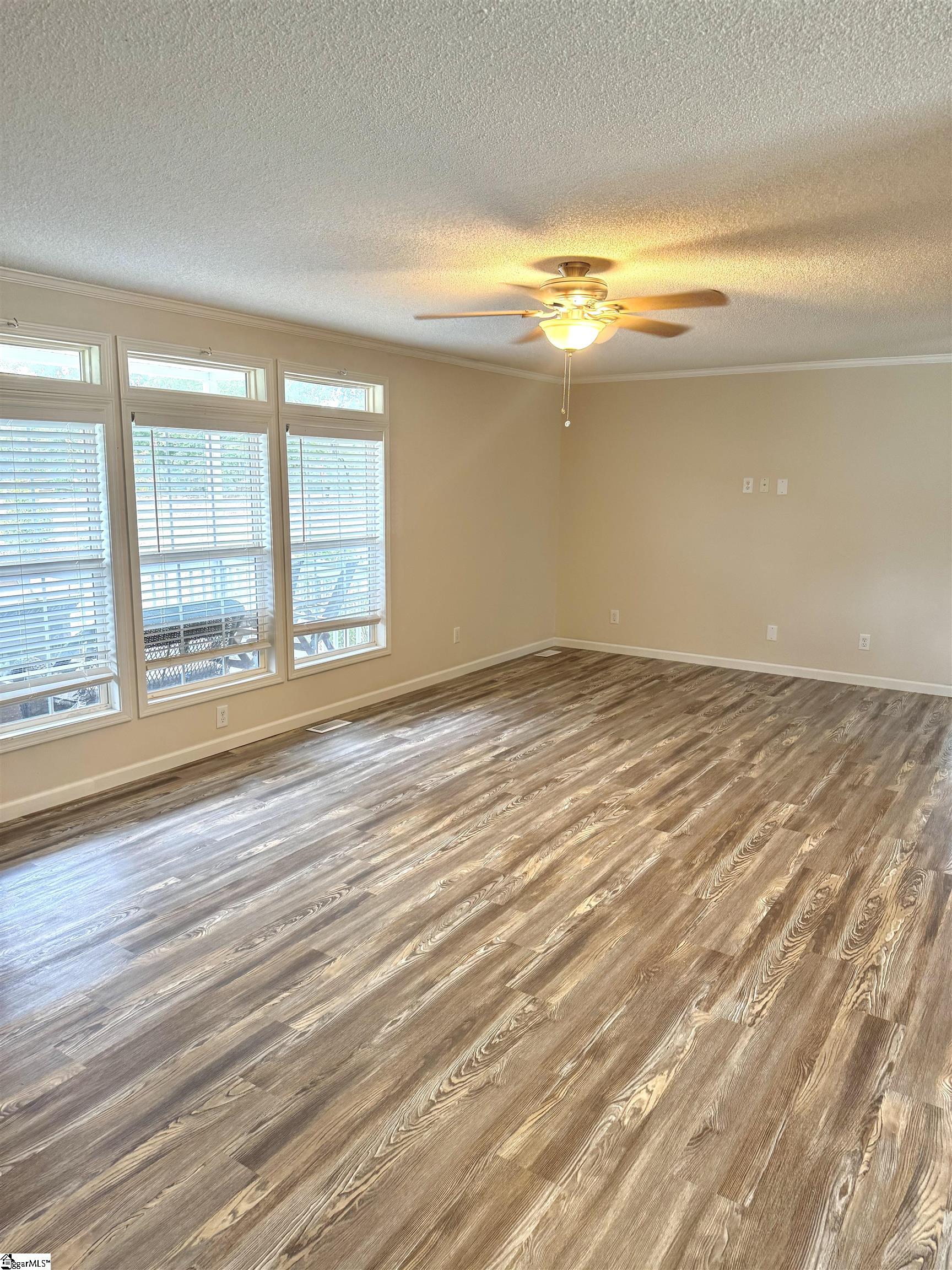 464 N Major Road Property Photo 5