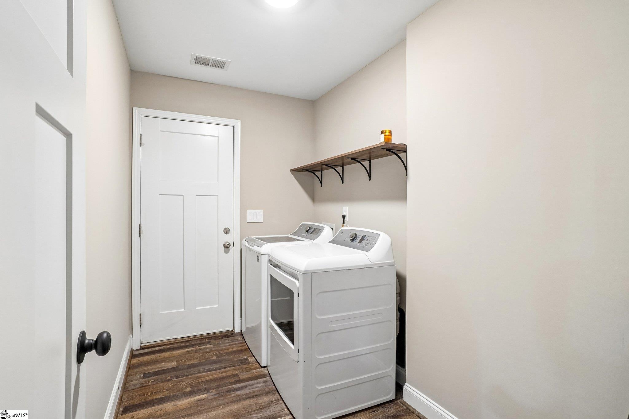 101 Boxwood Lane Property Photo 24