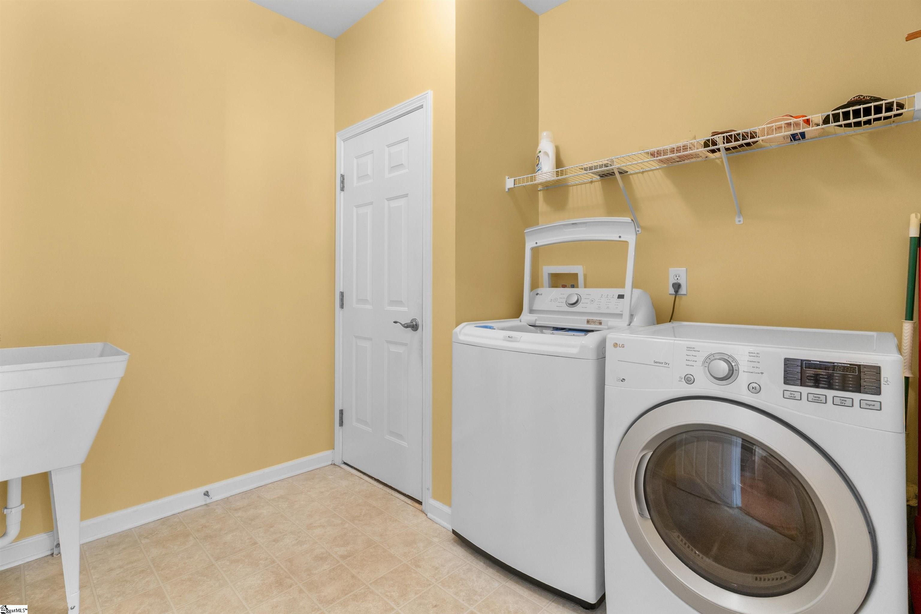 17 Alamosa Court Property Photo 16
