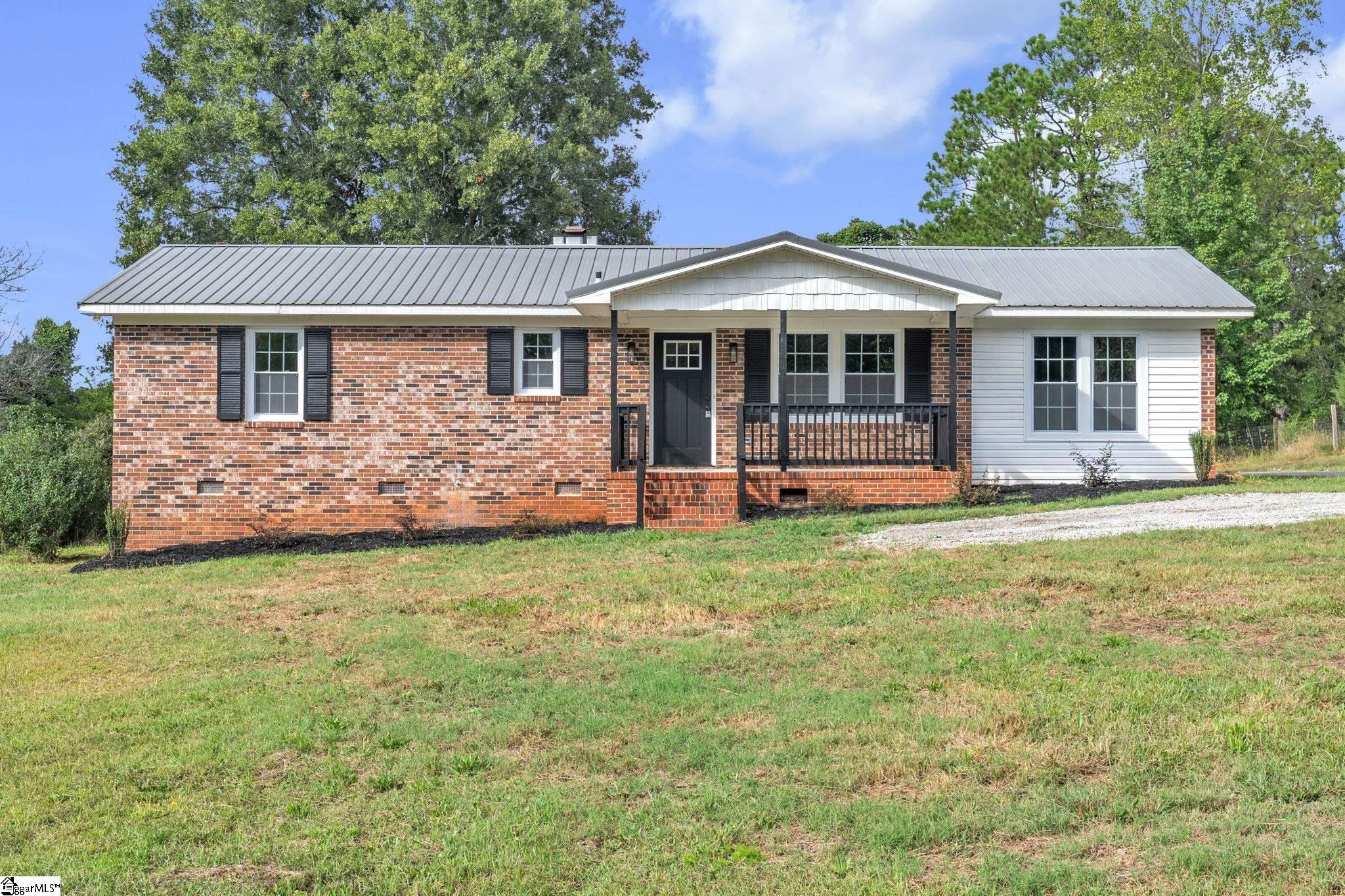 819 Beech Springs Road Property Photo 1