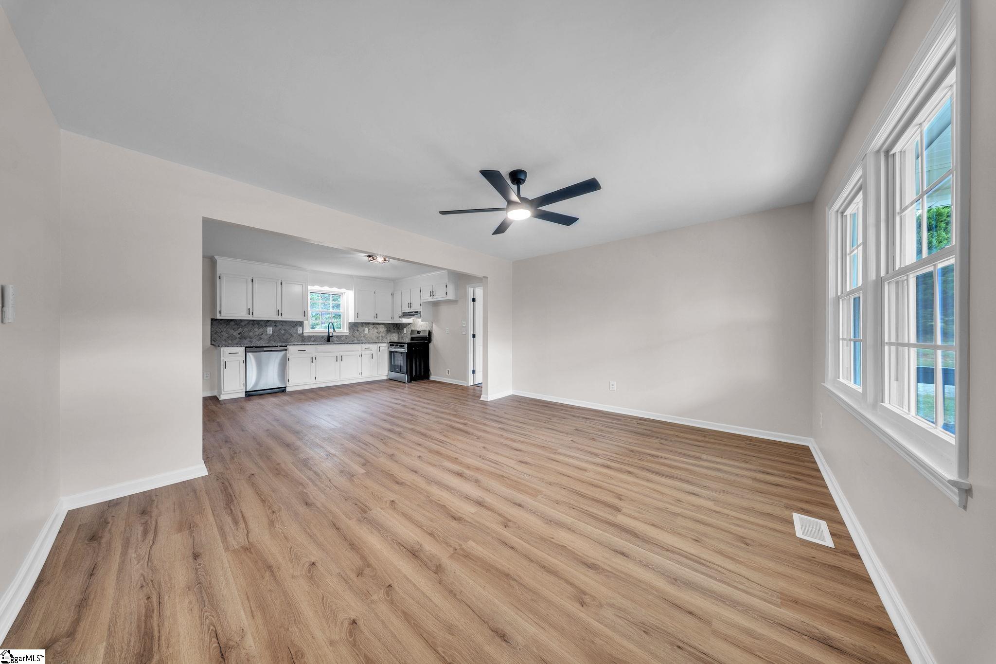 819 Beech Springs Road Property Photo 4