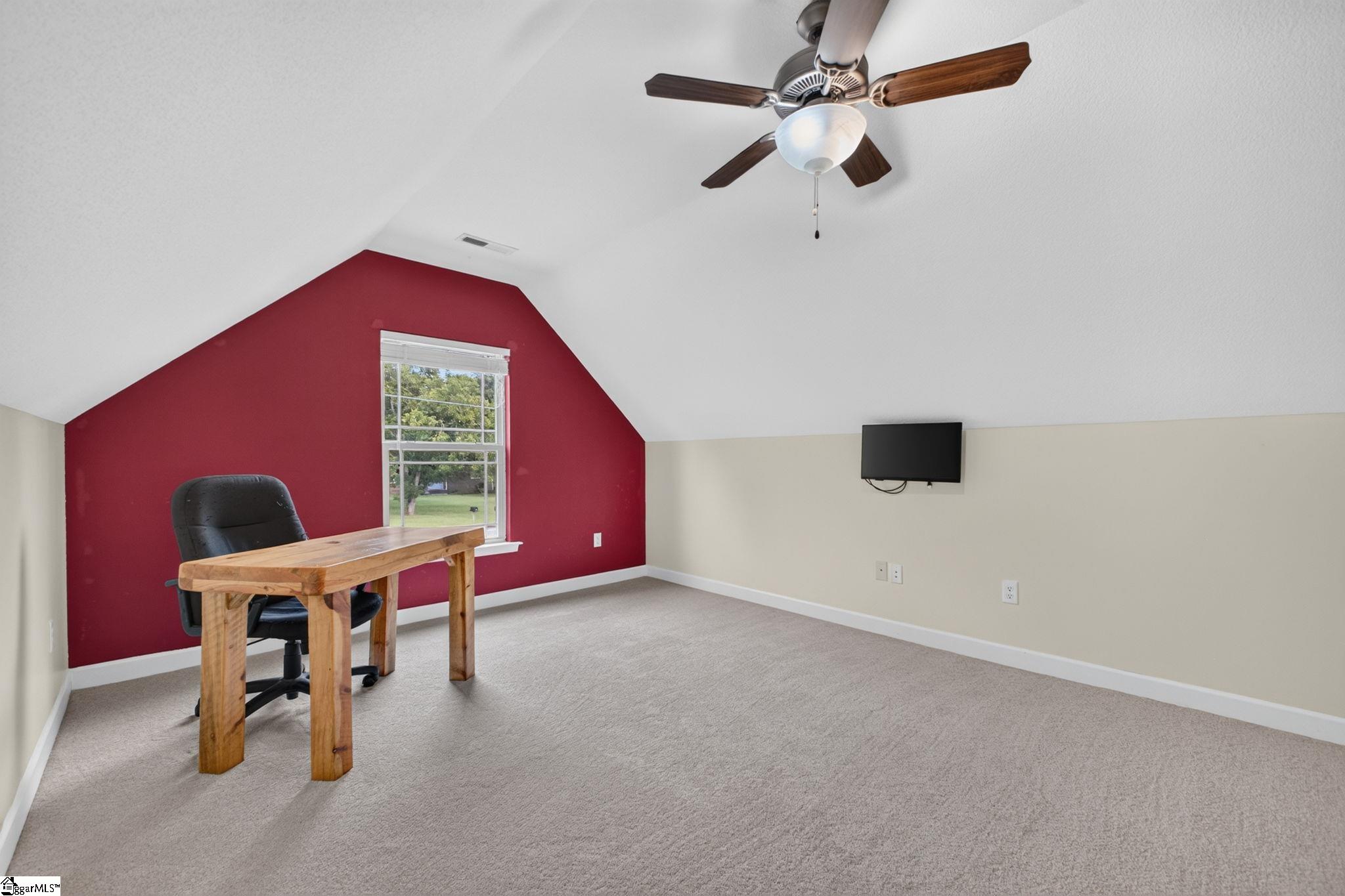 369 Silver Lake Road Property Photo 31
