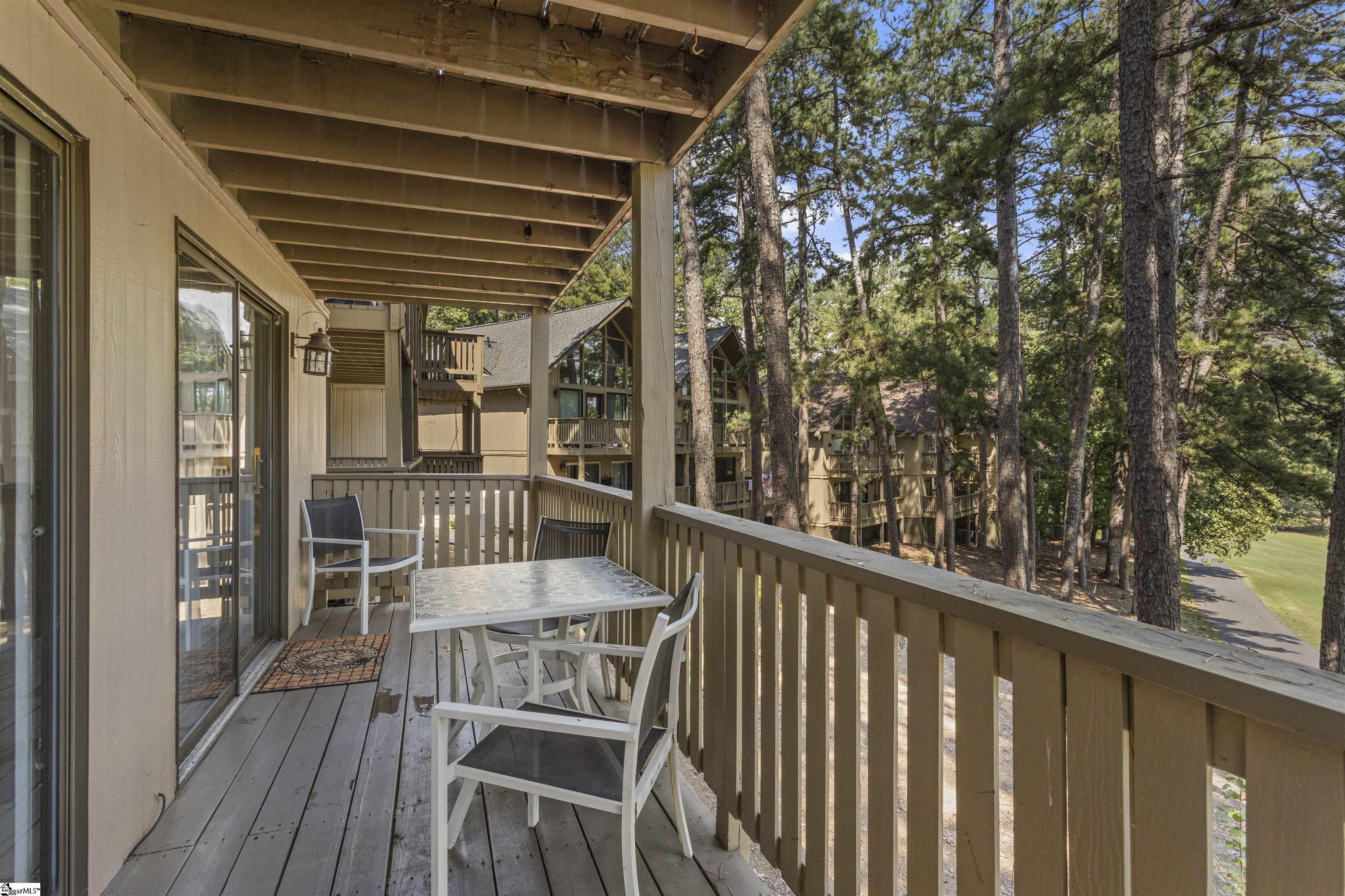 100 Captains Walk Circle Property Photo 13