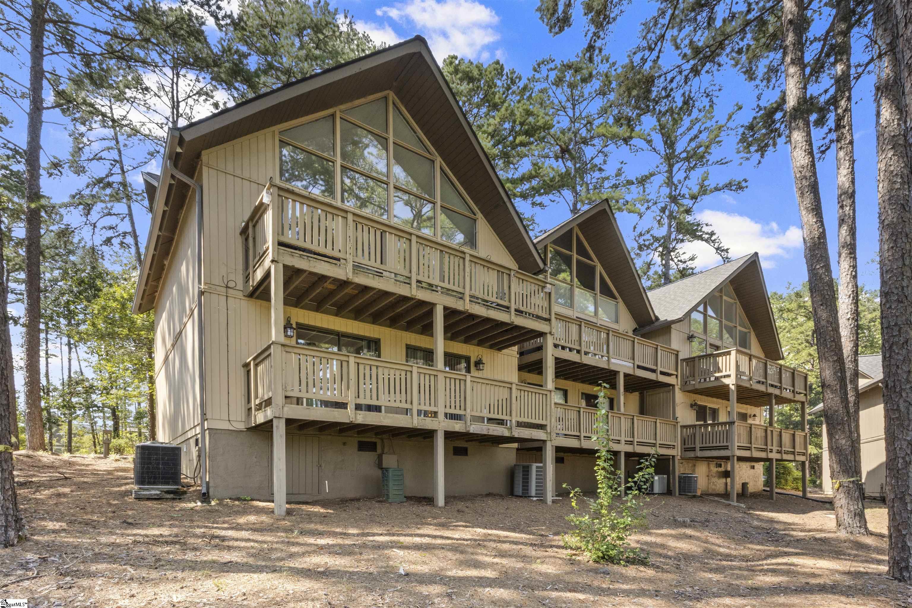 100 Captains Walk Circle Property Photo 16