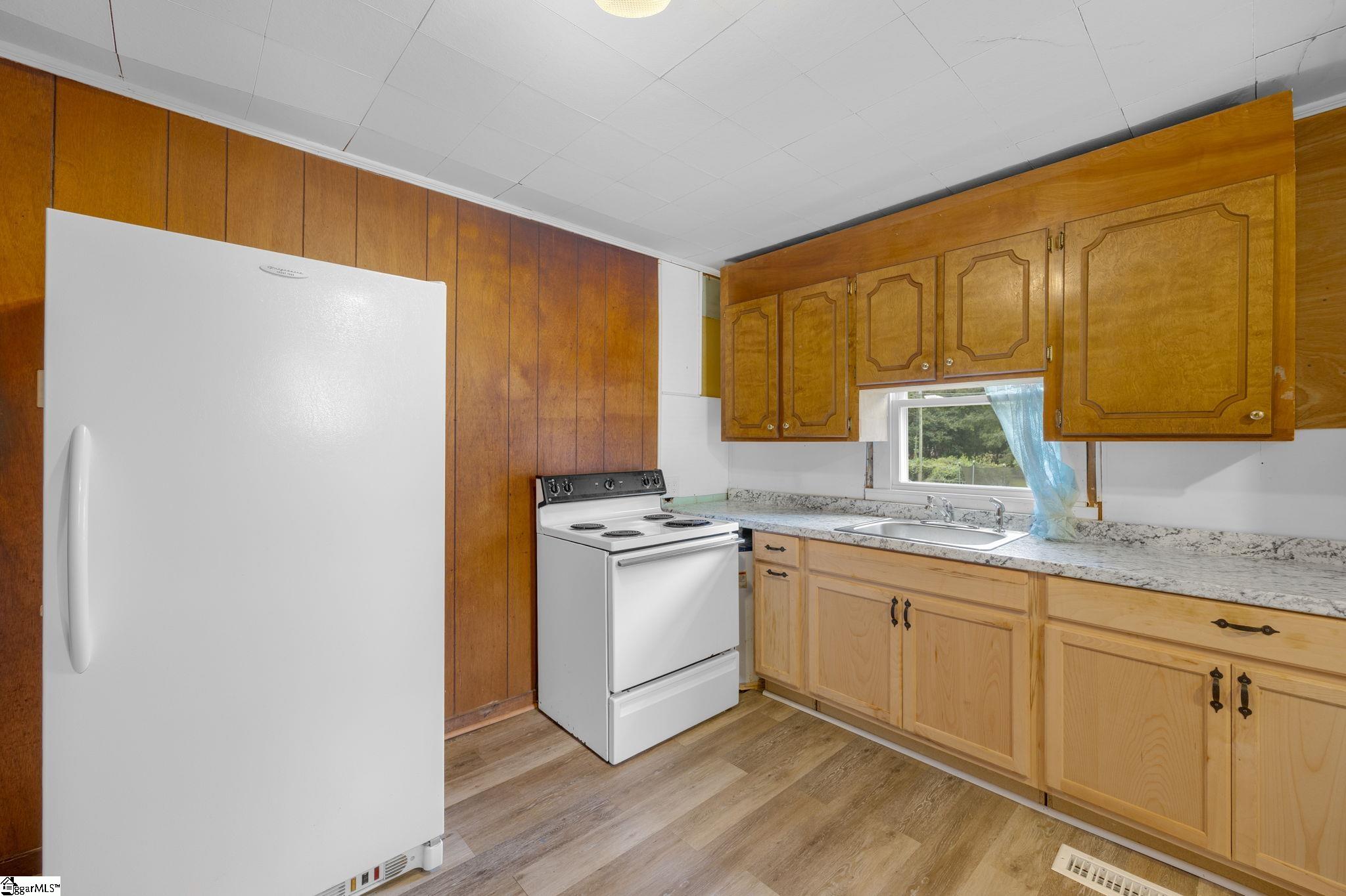 1002 Bowman Avenue Property Photo 10
