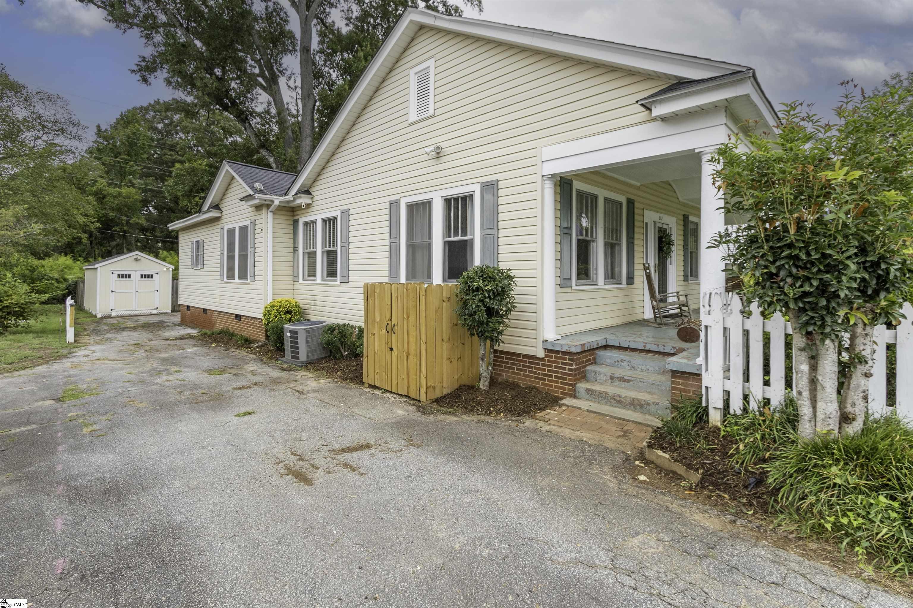 602 North Street Property Photo 3