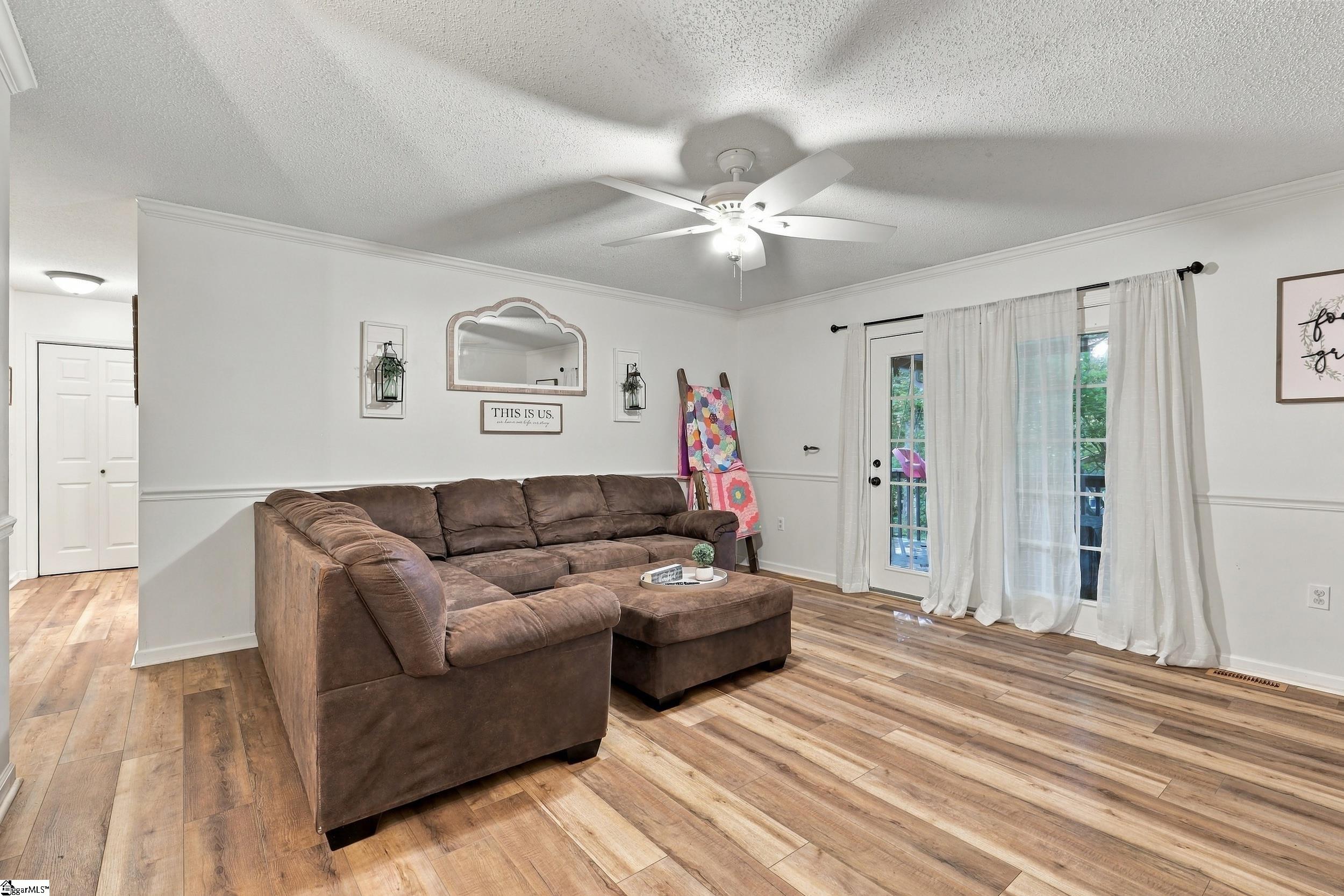307 Haywood Acres Drive Property Photo 6