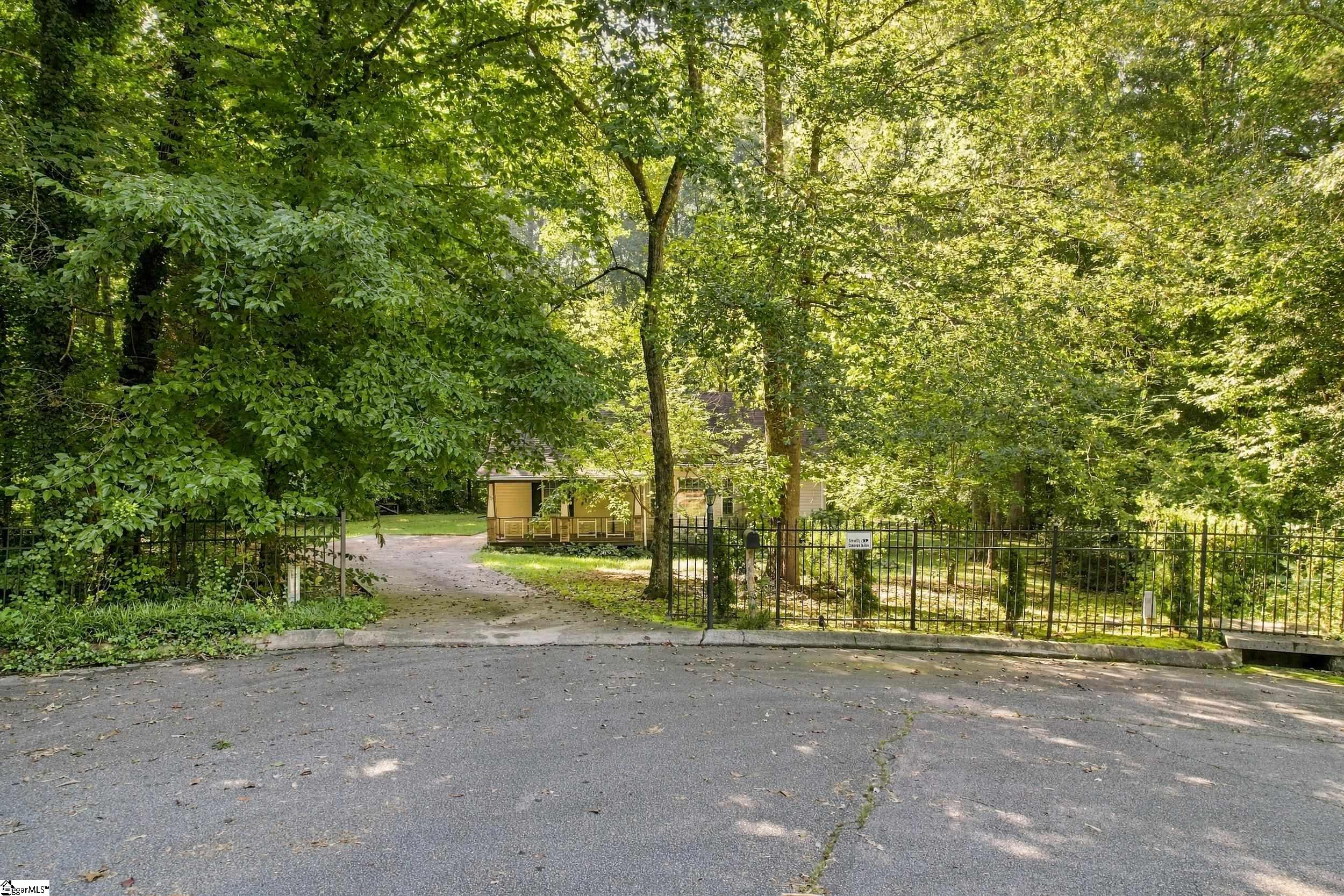 307 Haywood Acres Drive Property Photo 27