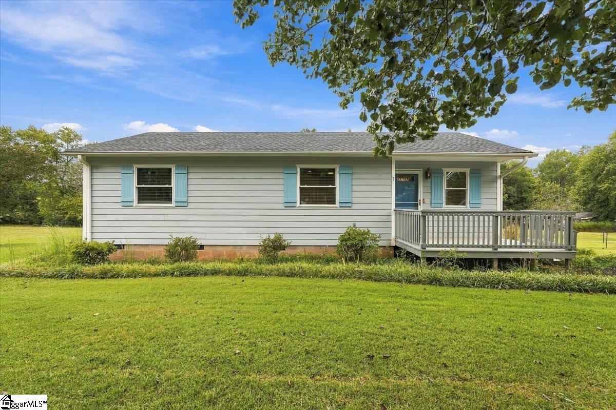7 Belvue School Road Property Photo 1