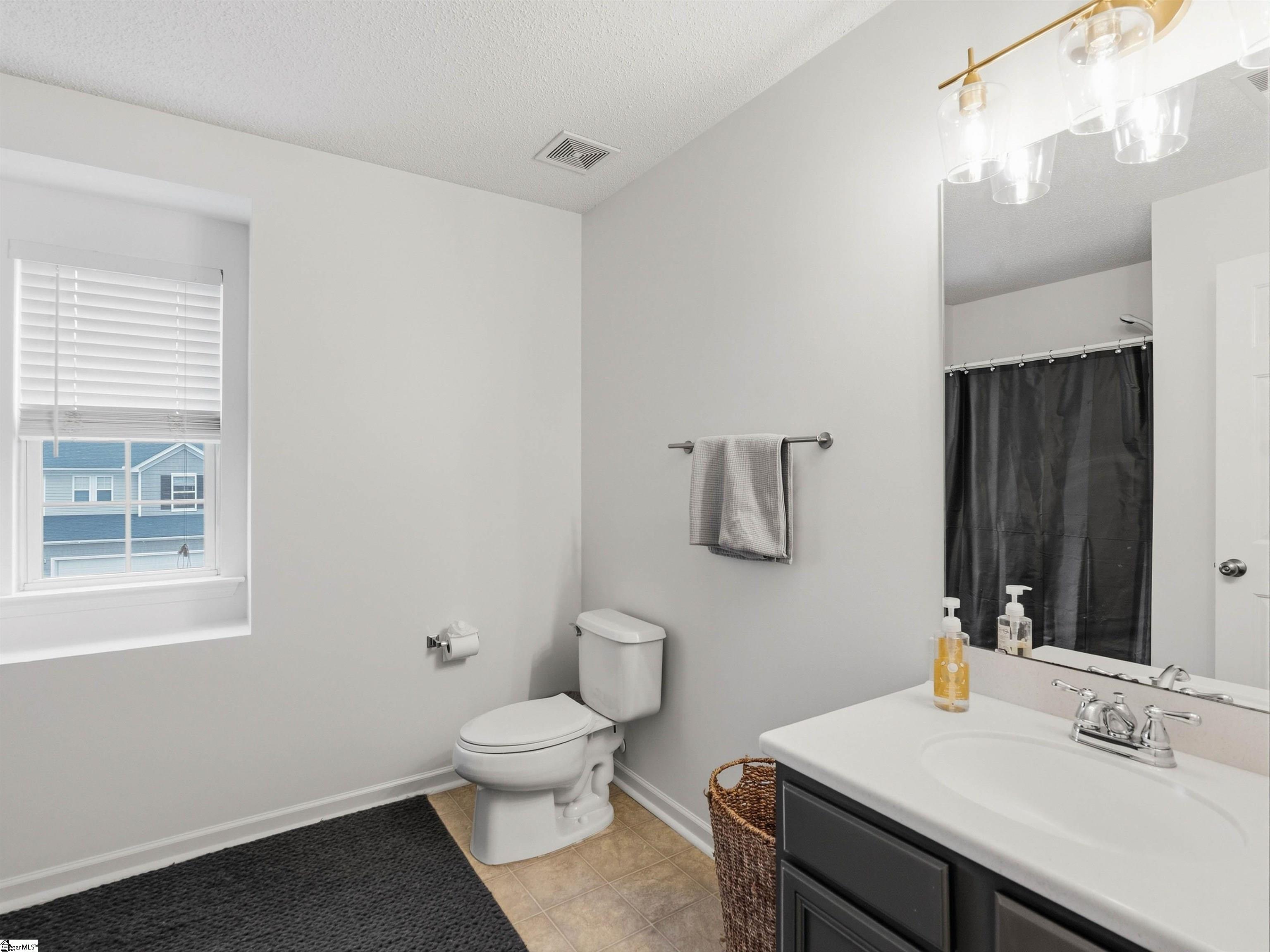23 Border Avenue Property Photo 38