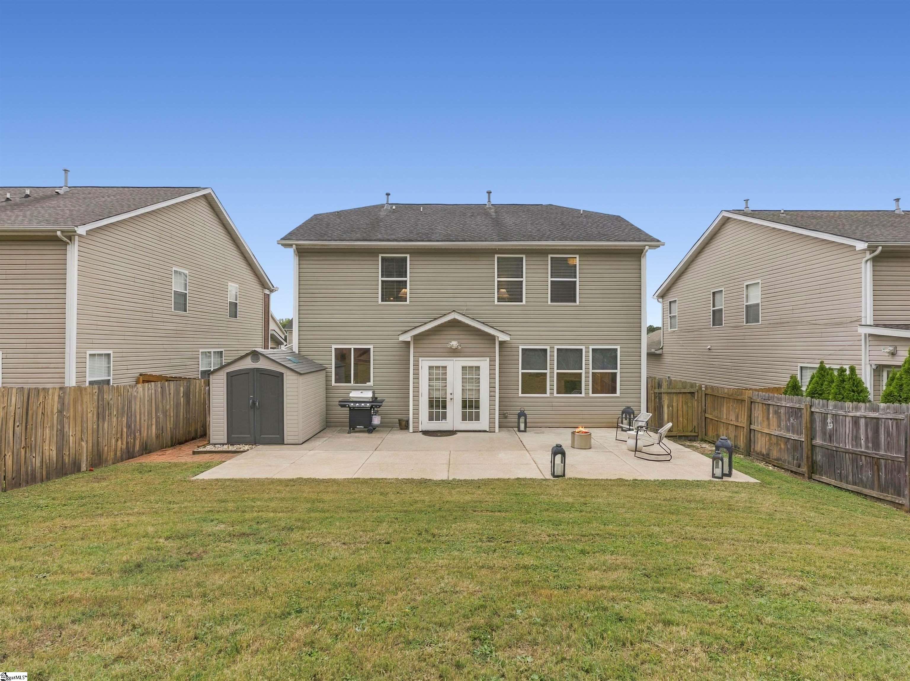 23 Border Avenue Property Photo 45