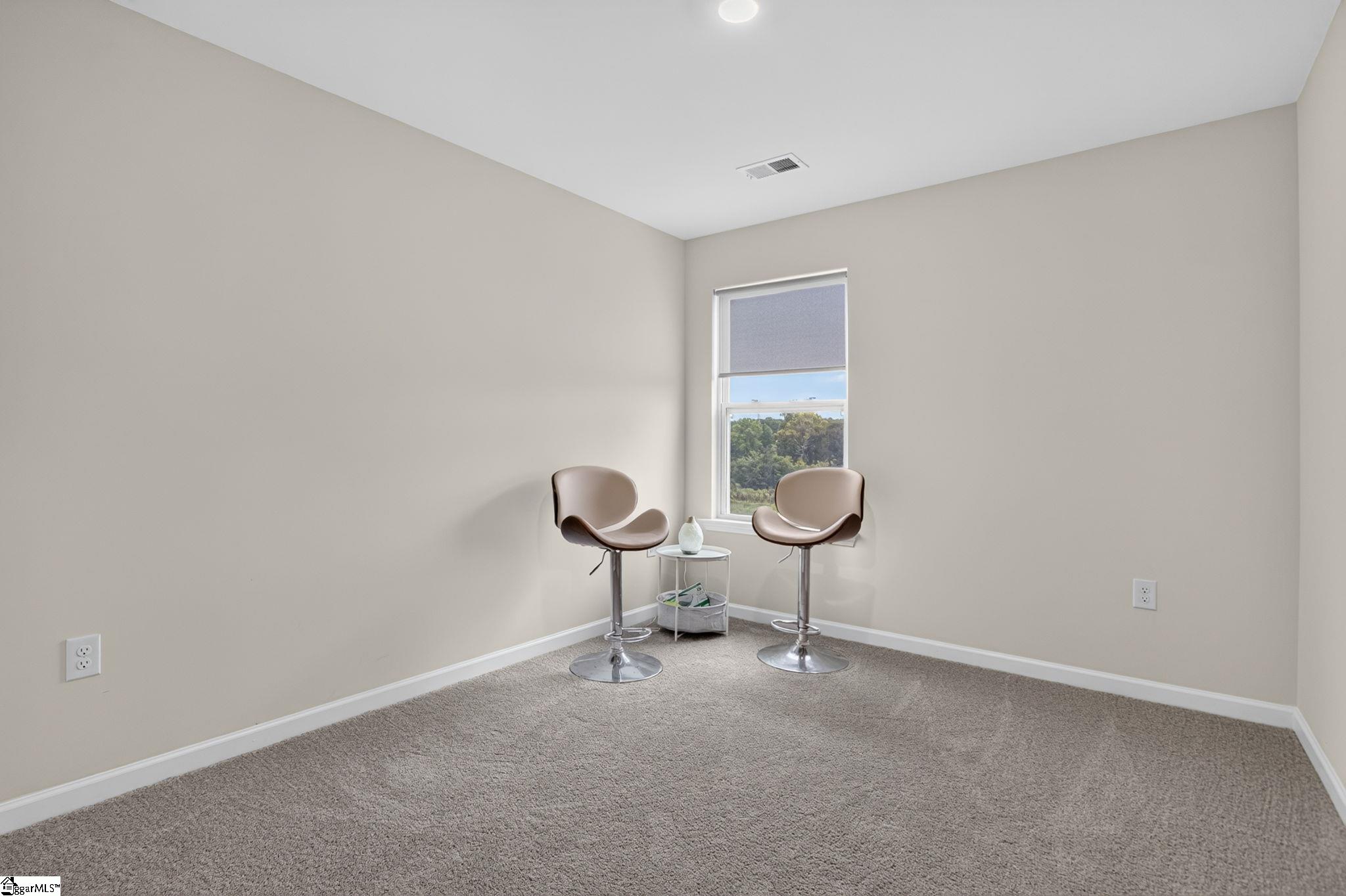 211 Sunriff Court Property Photo 17