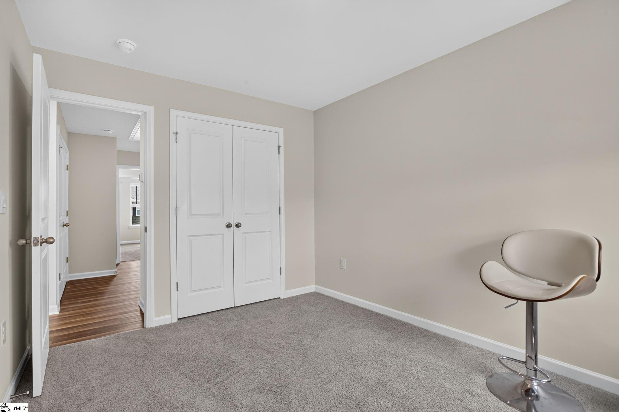 211 Sunriff Court Property Photo 18