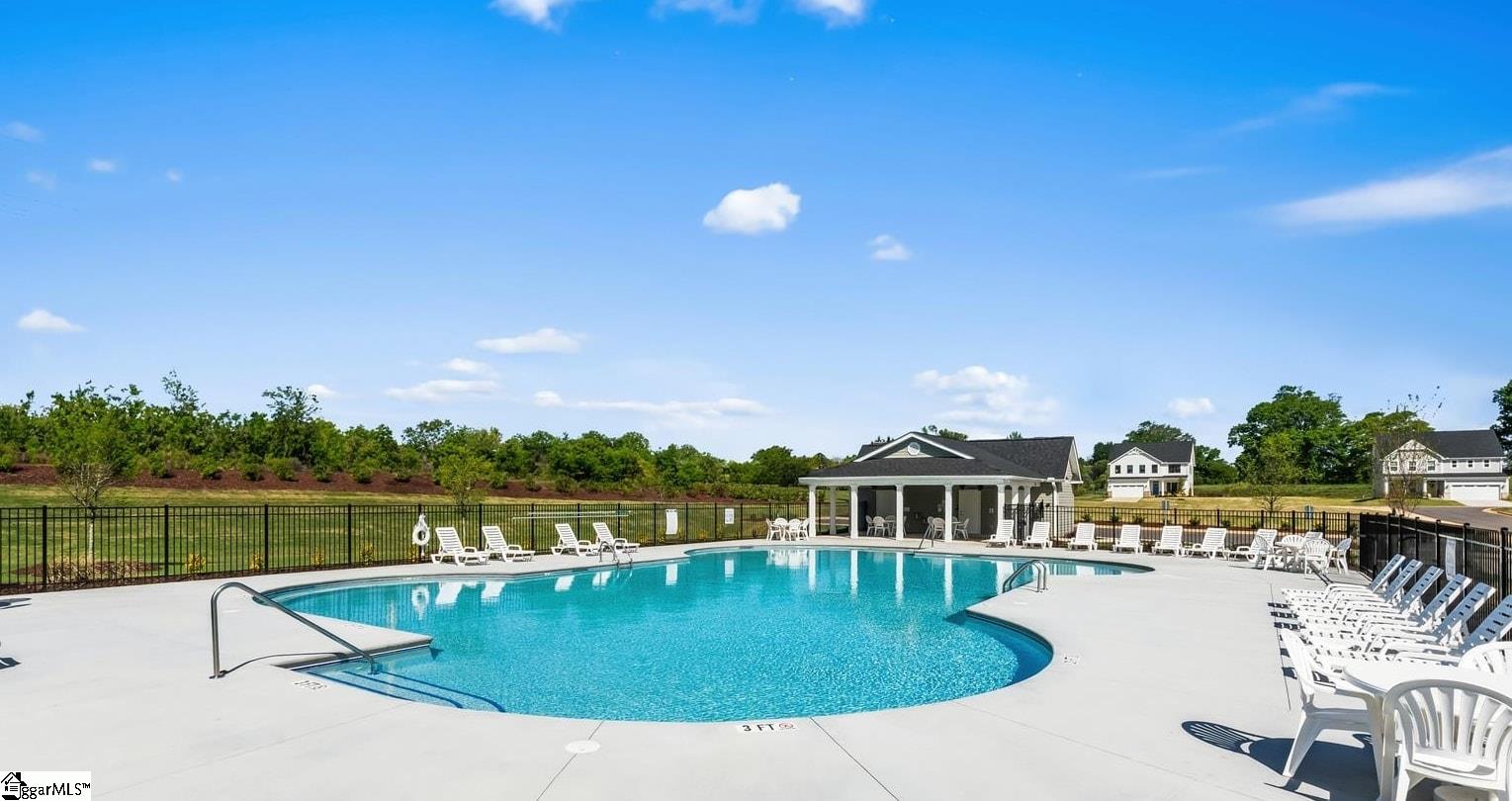 1604902 Property Photo 6