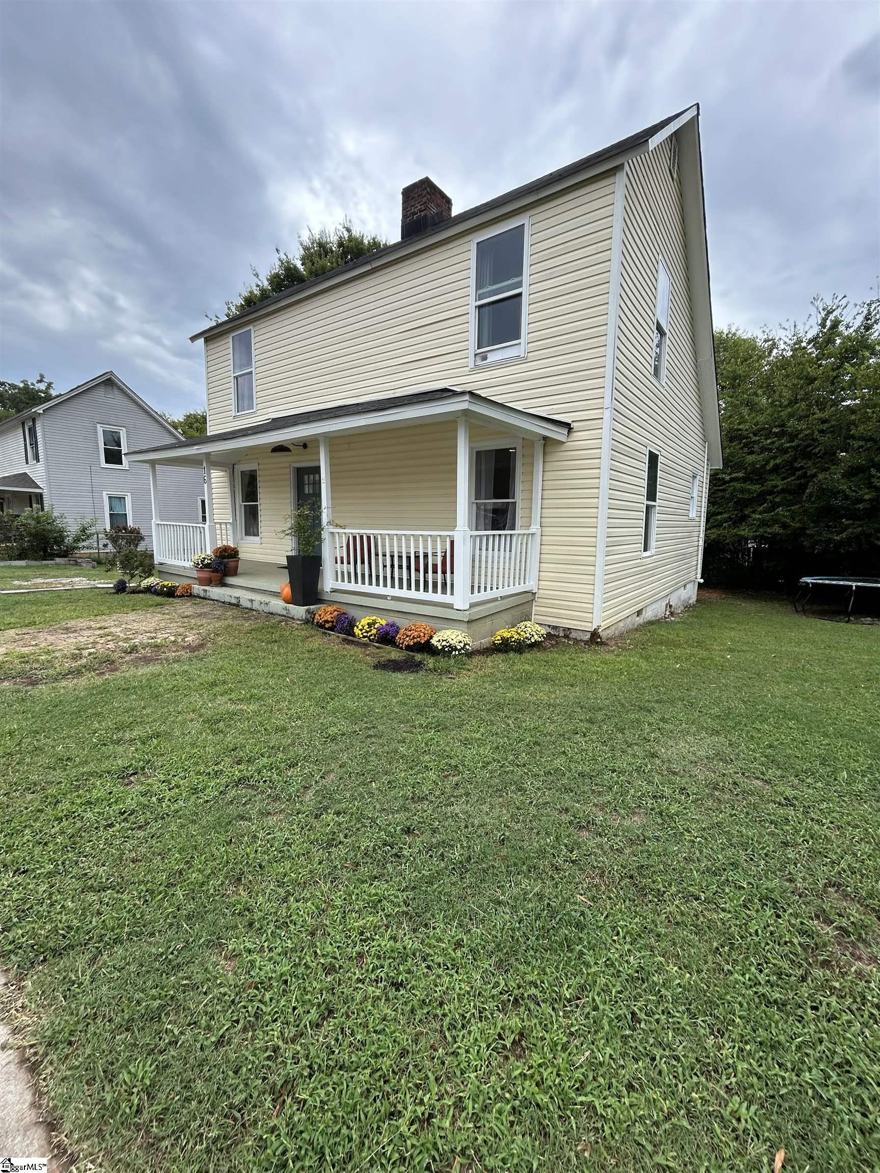 16 2nd Avenue Property Photo 6