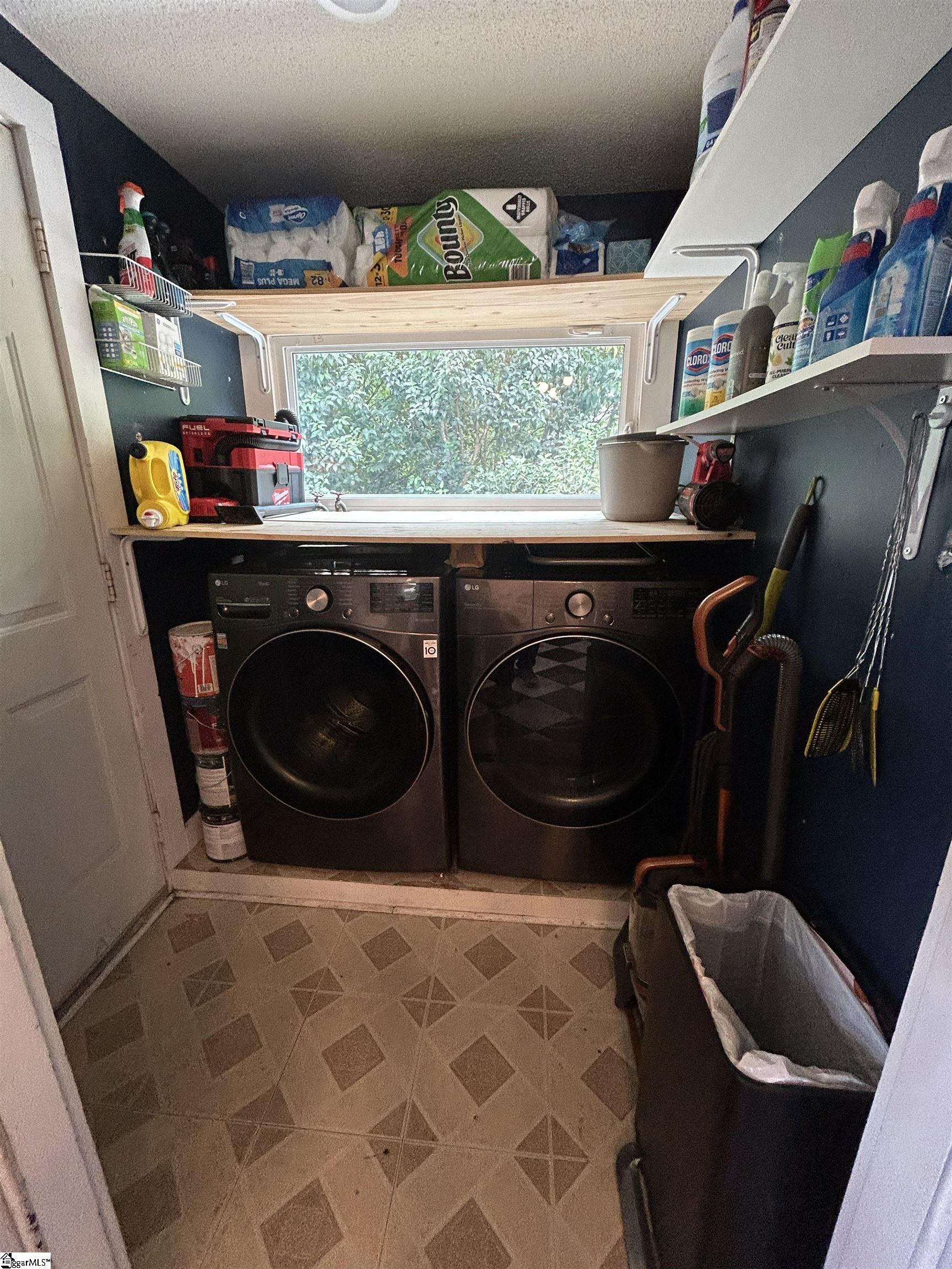 16 2nd Avenue Property Photo 19