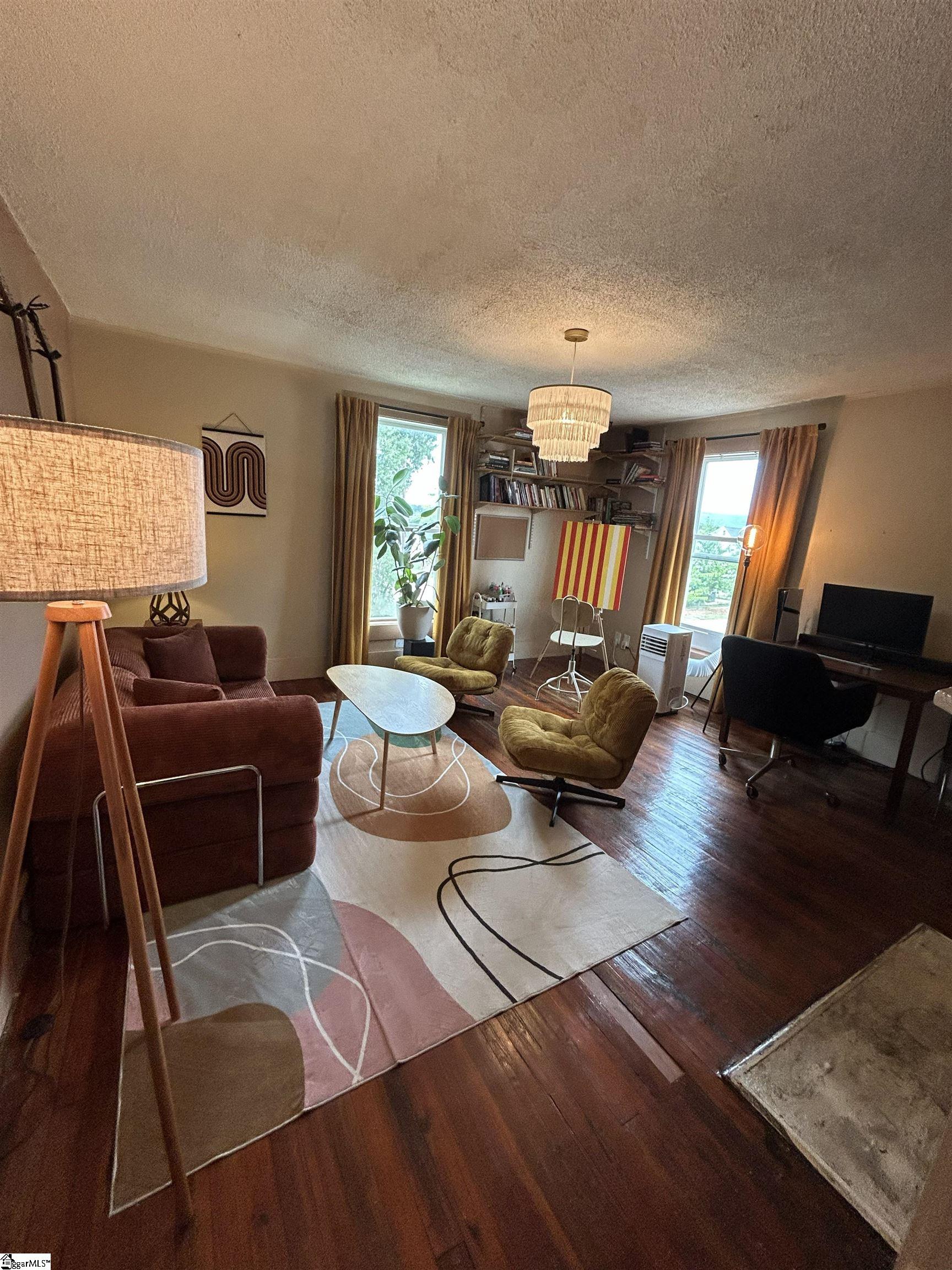 16 2nd Avenue Property Photo 47