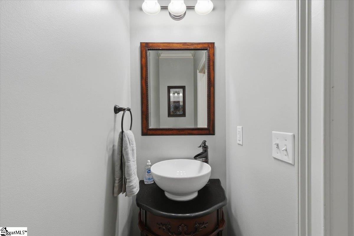 216 Kilburn Lane Property Photo 39