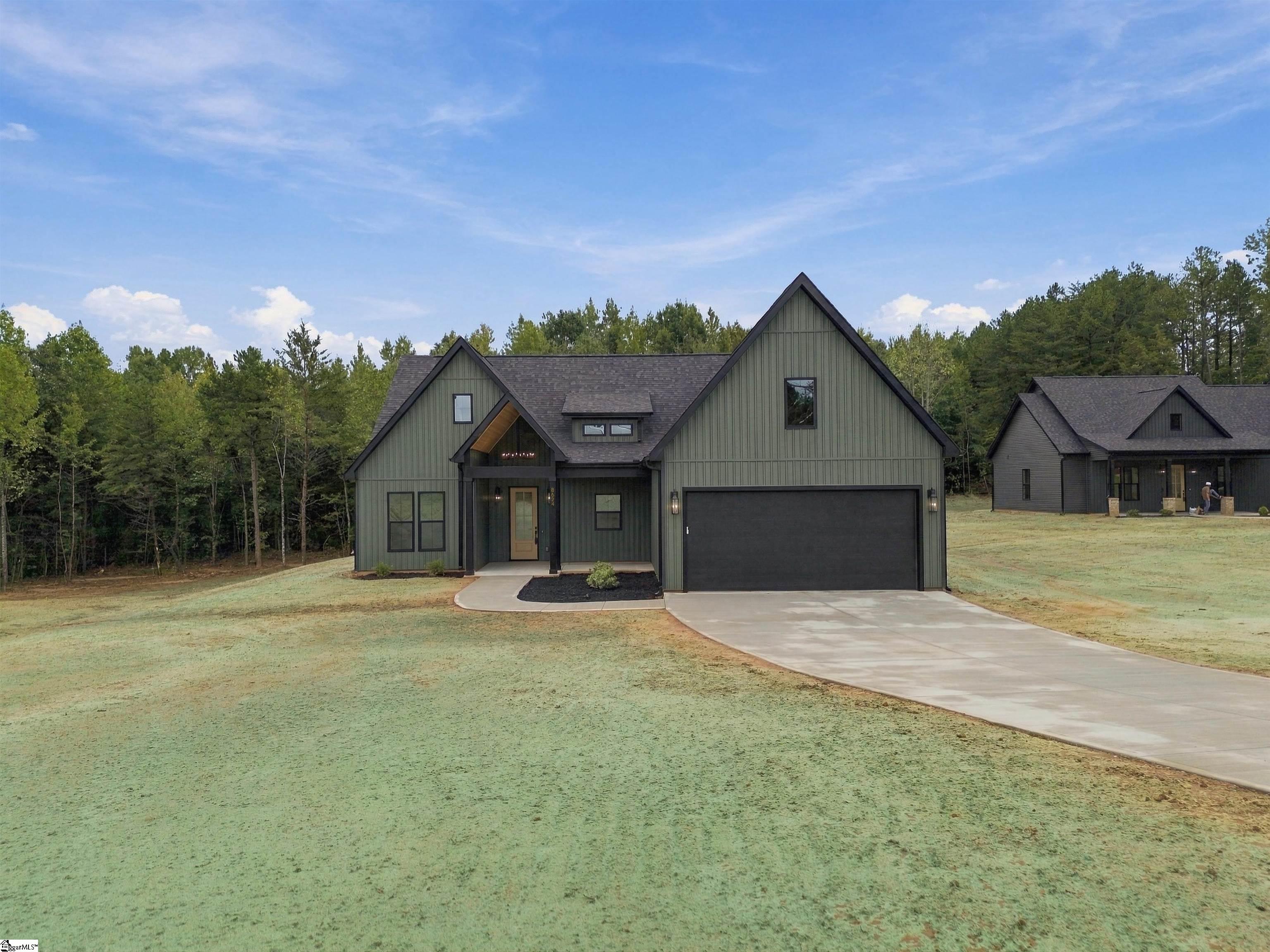 8624 Parris Bridge Road Property Photo 2