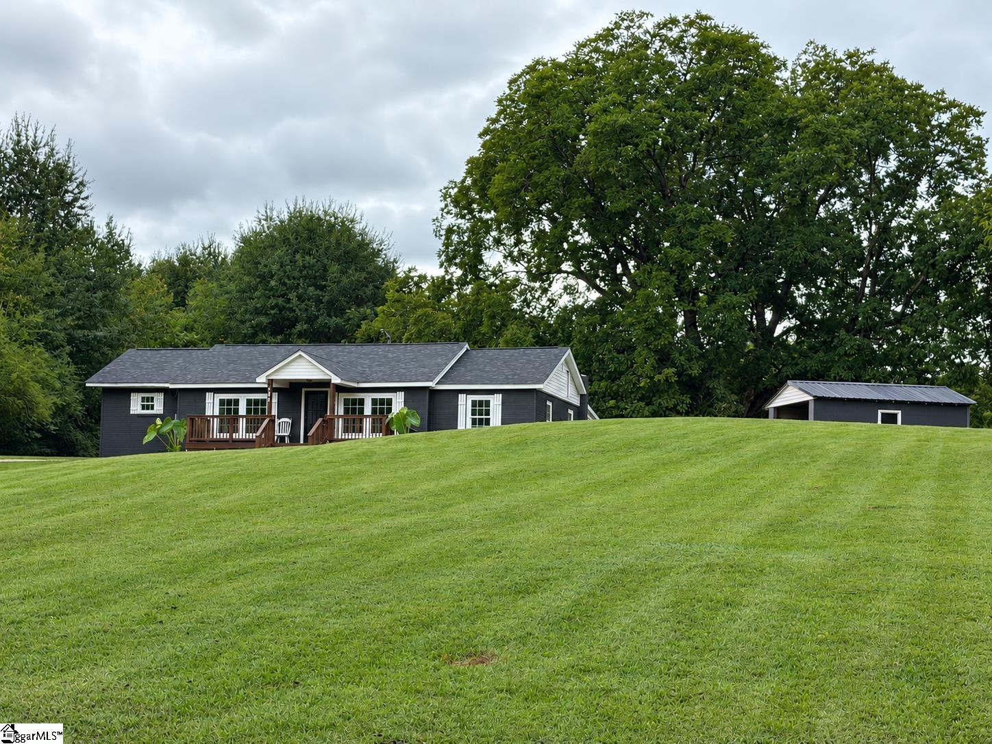 147 Taylor Road Property Photo 2