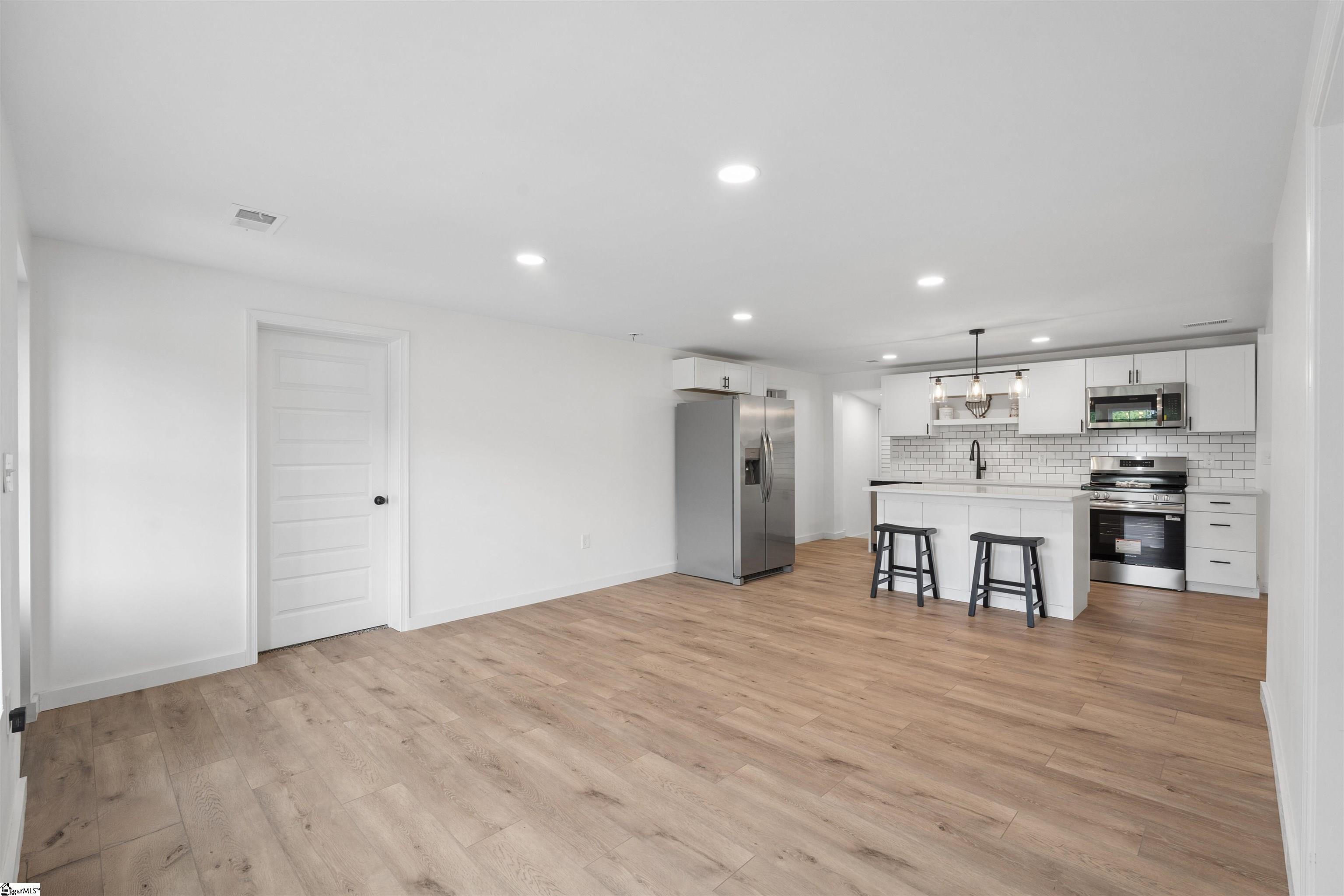 147 Taylor Road Property Photo 6