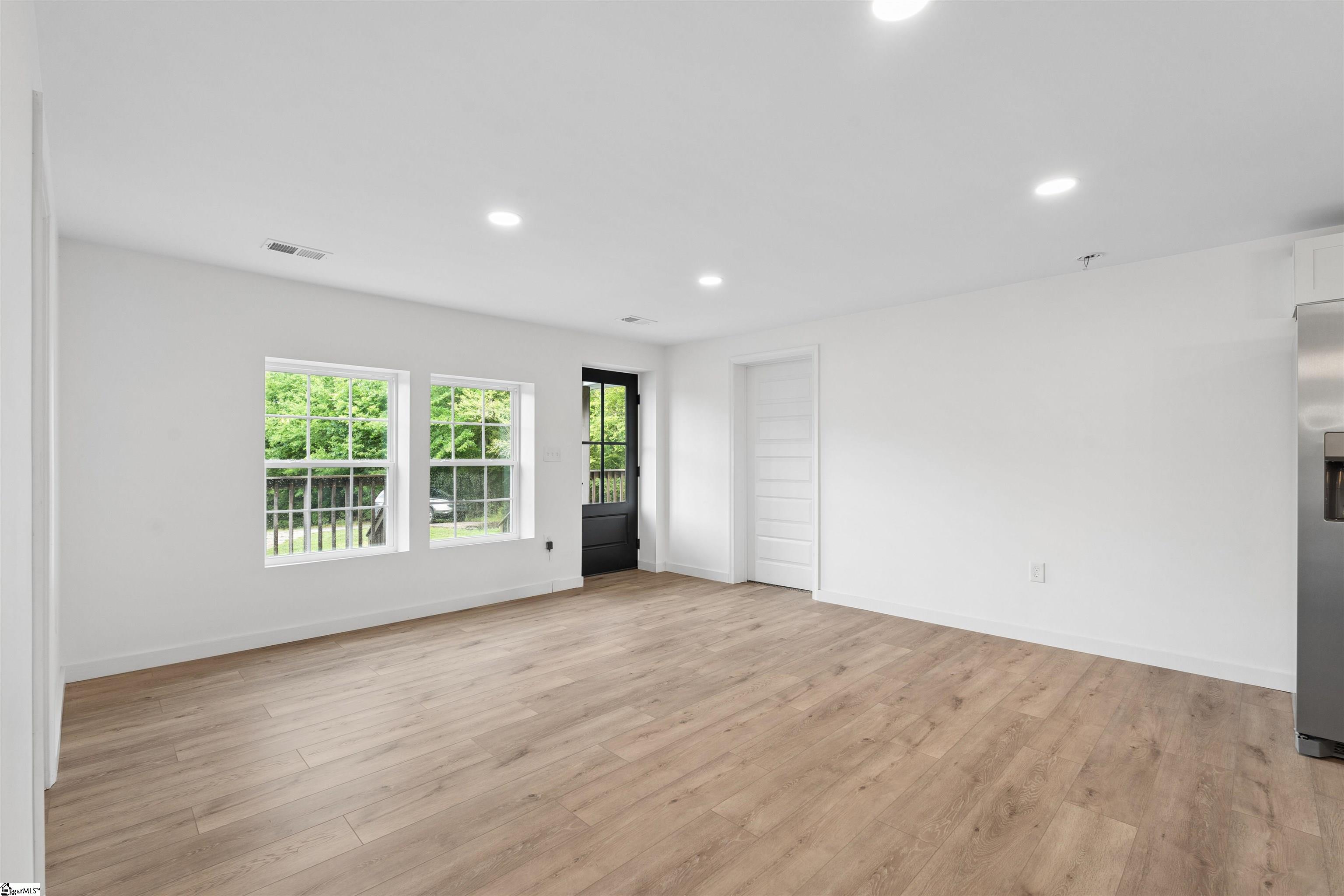 147 Taylor Road Property Photo 7