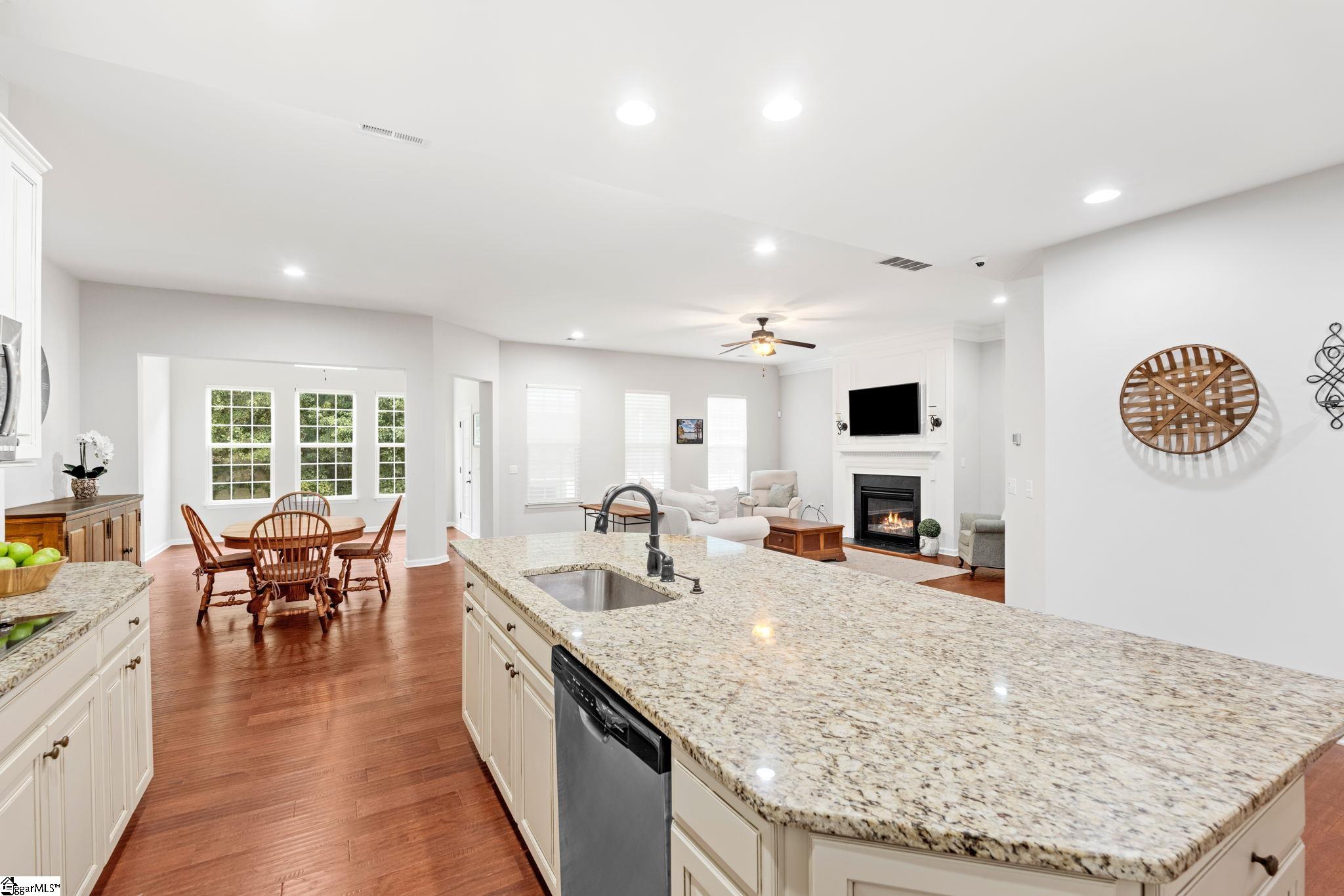 51 Barlow Court Property Photo 8
