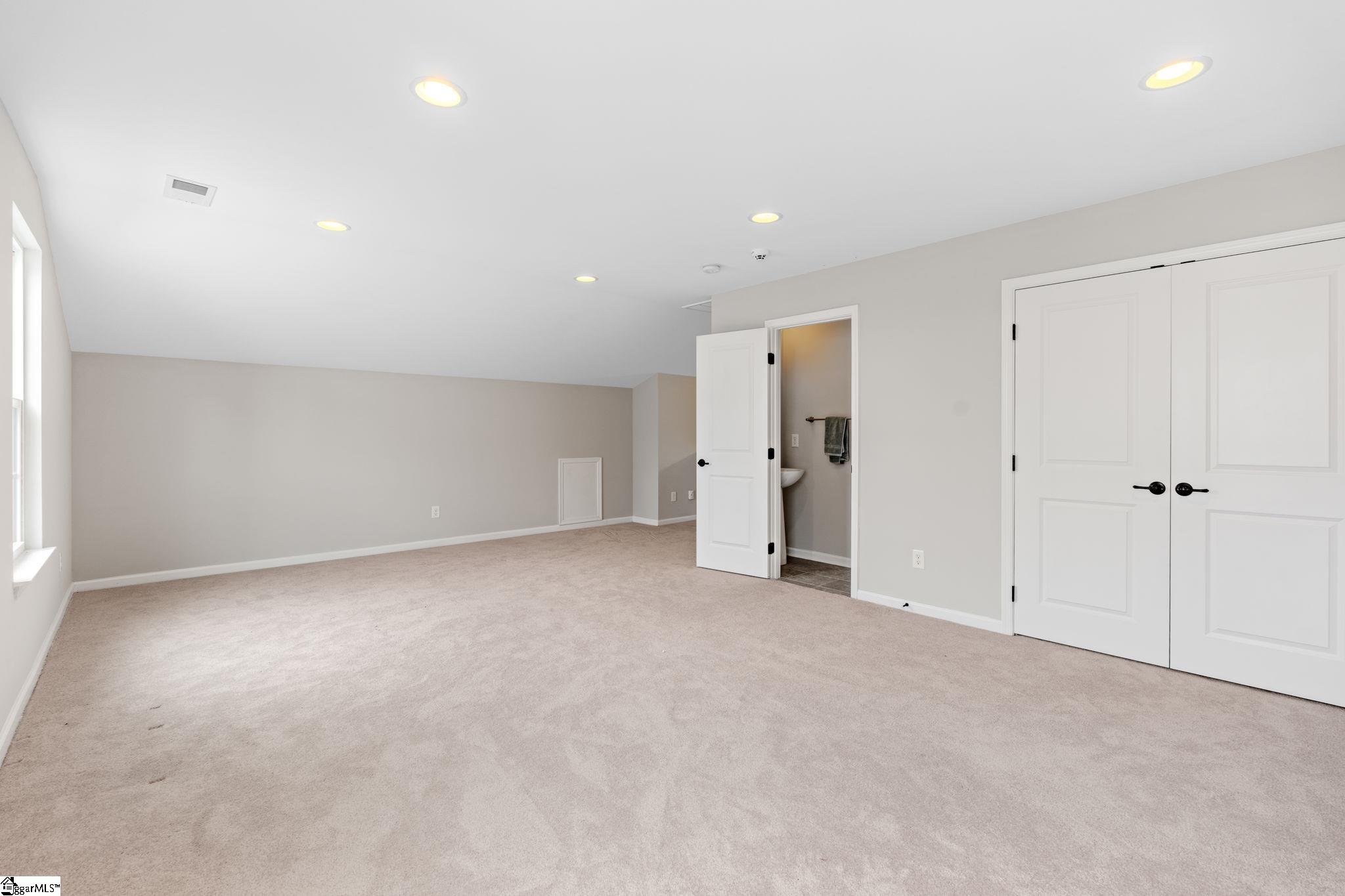 51 Barlow Court Property Photo 31