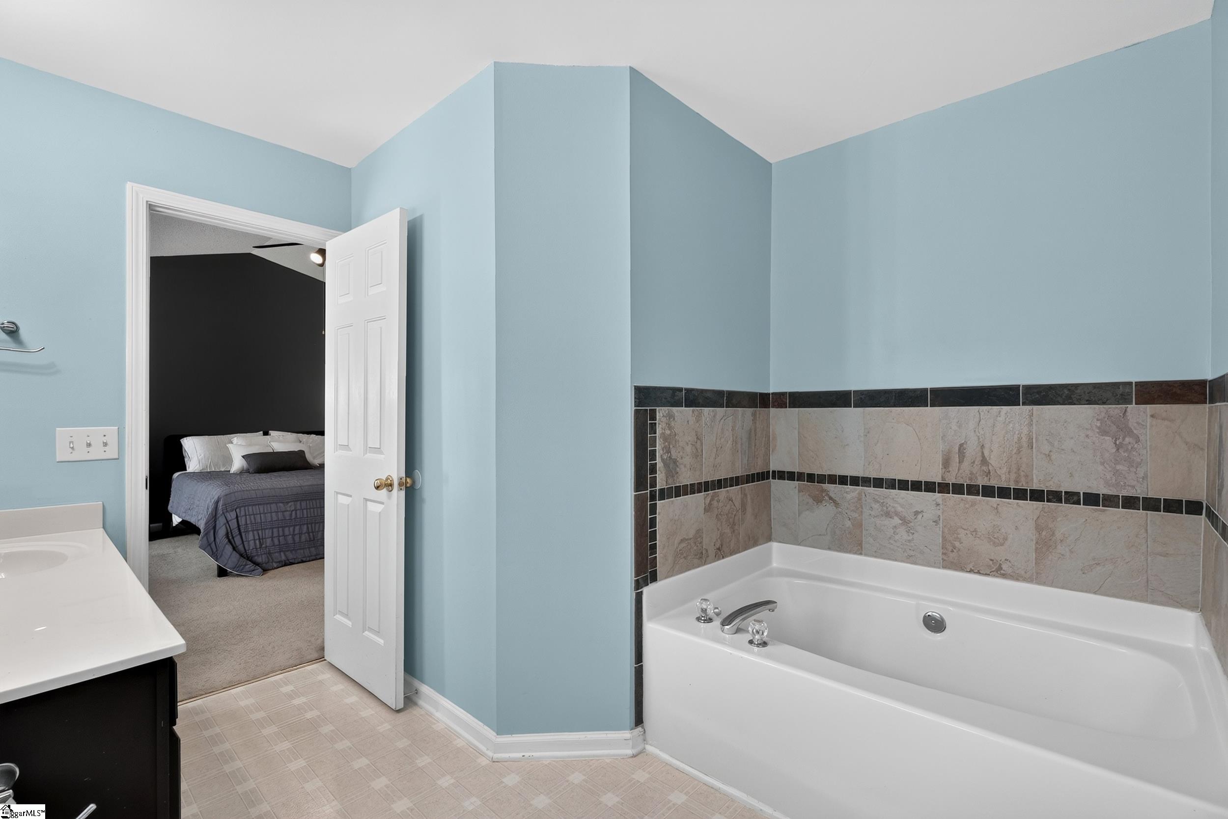 615 Eldredge Court Property Photo 30