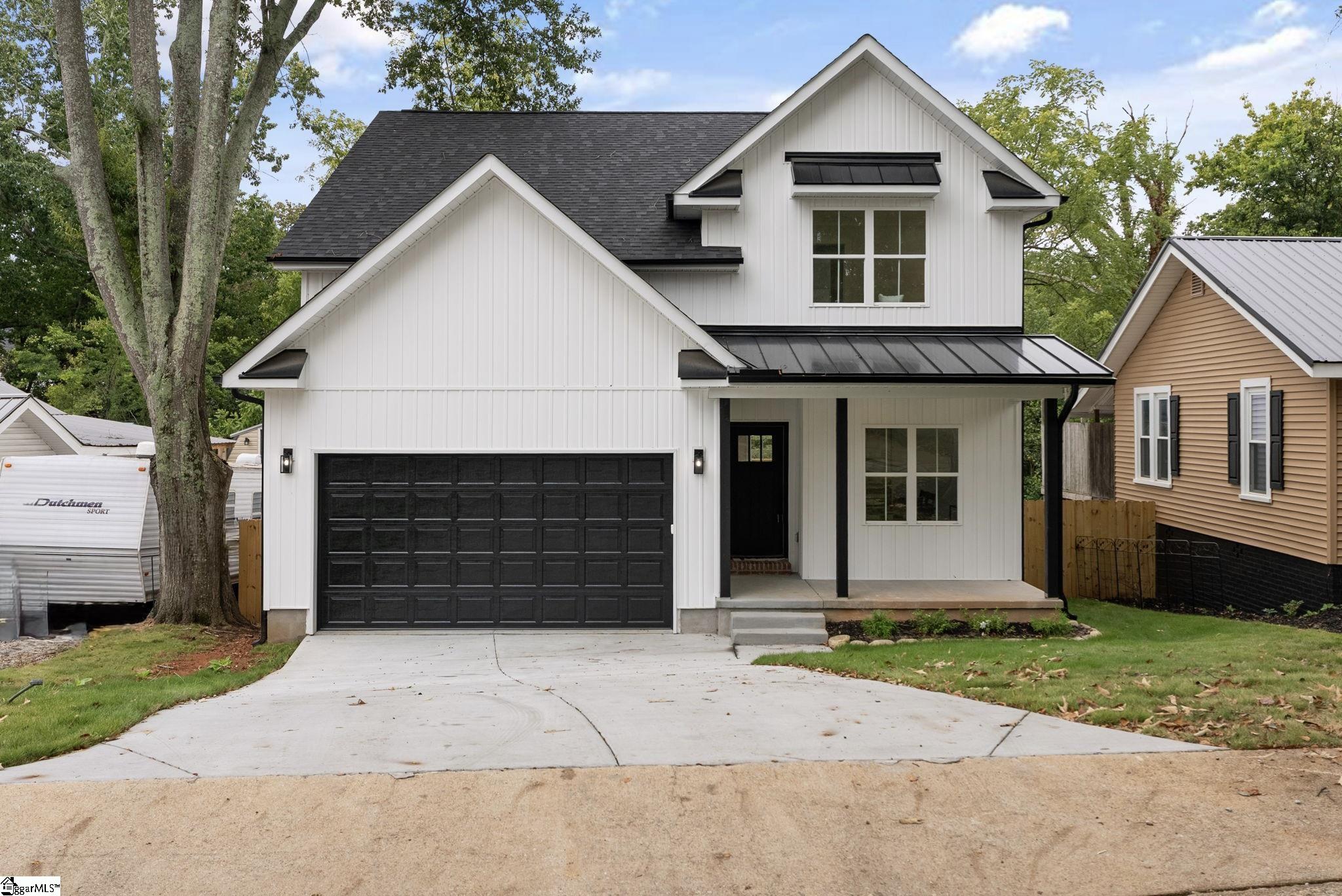 6 Apopka Avenue Property Photo 1